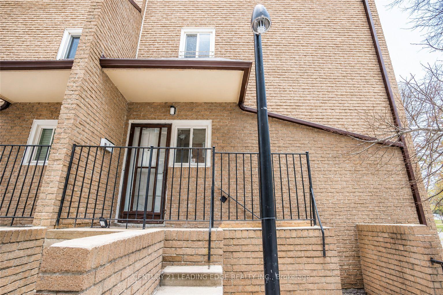 Front of Unit 26, 91 Muir Drive