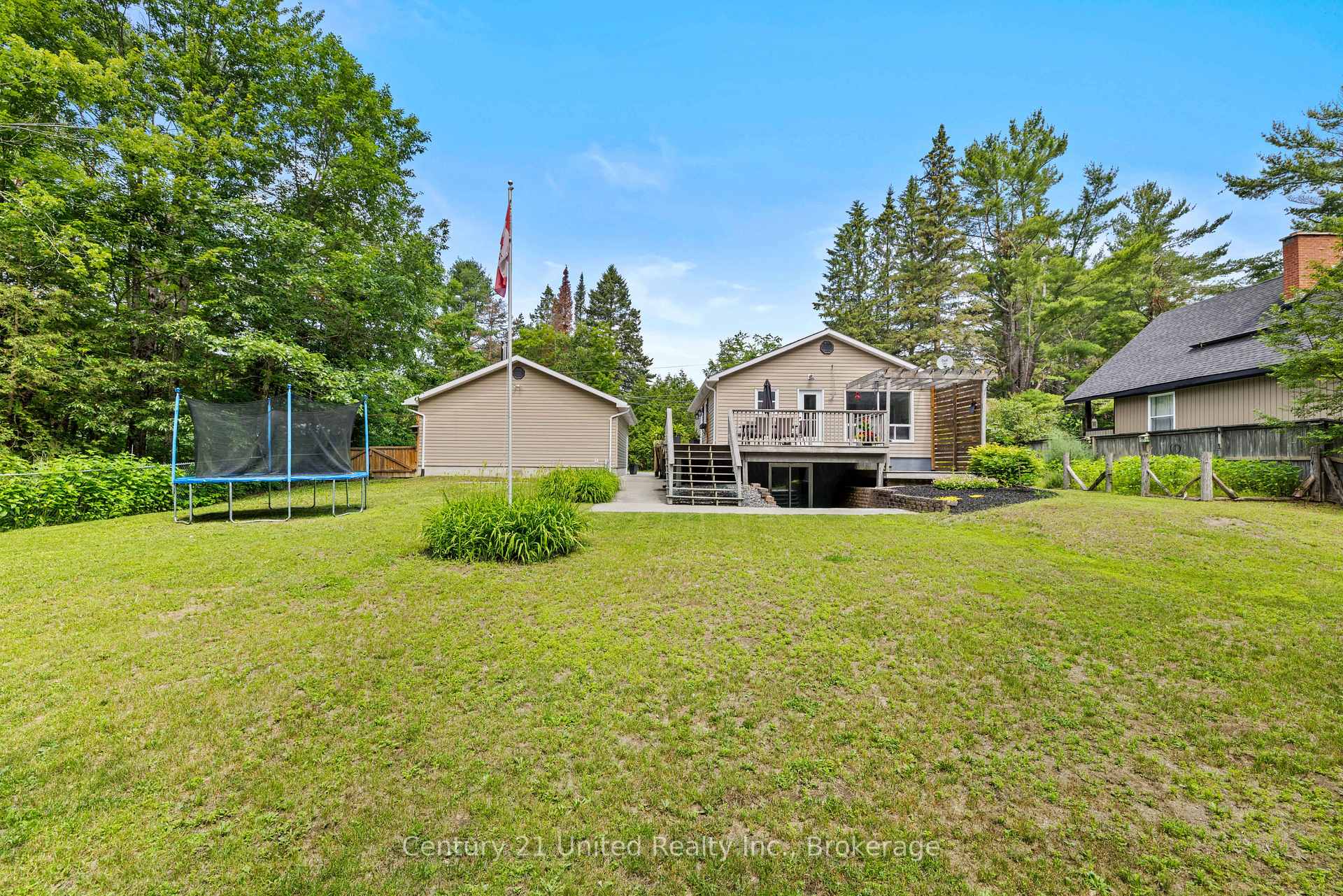Photo 40 of 31 River Street, North Kawartha — HOMEH