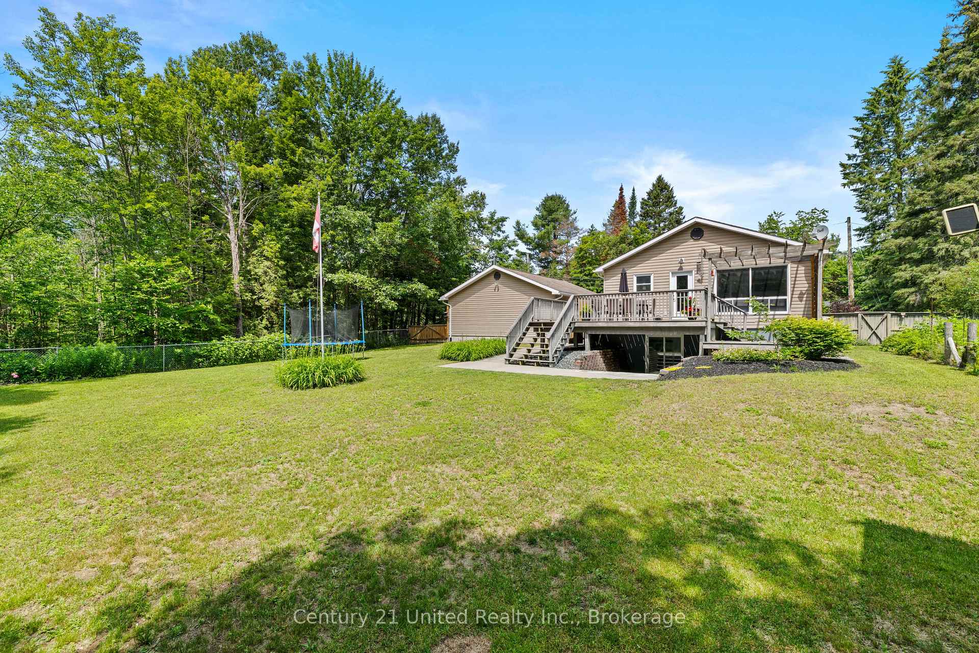 Photo 41 of 31 River Street, North Kawartha — HOMEH