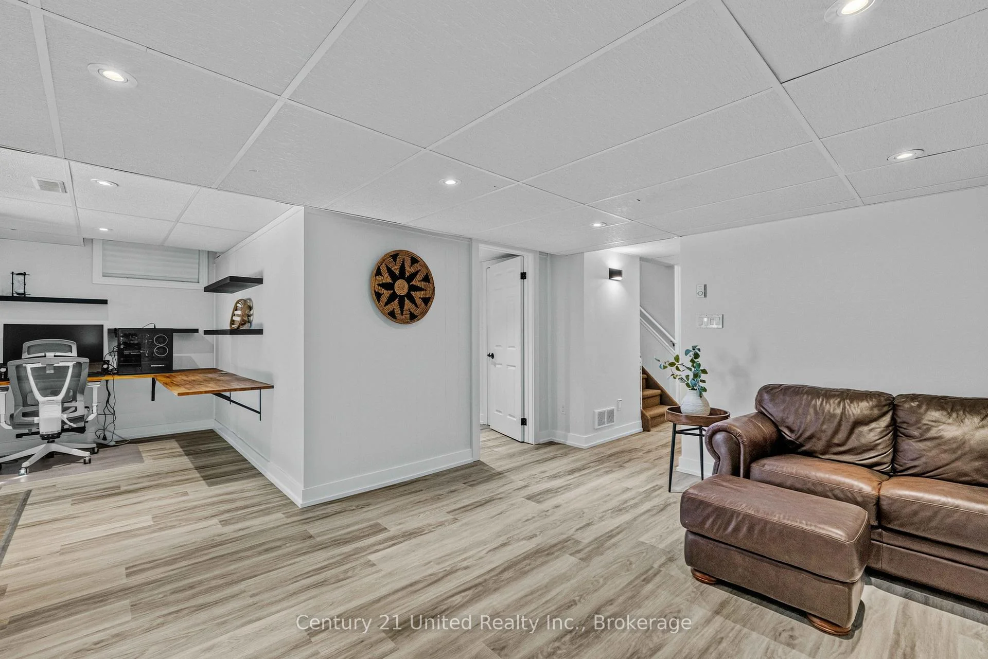 Photo 13 of 31 River Street, North Kawartha — HOMEH