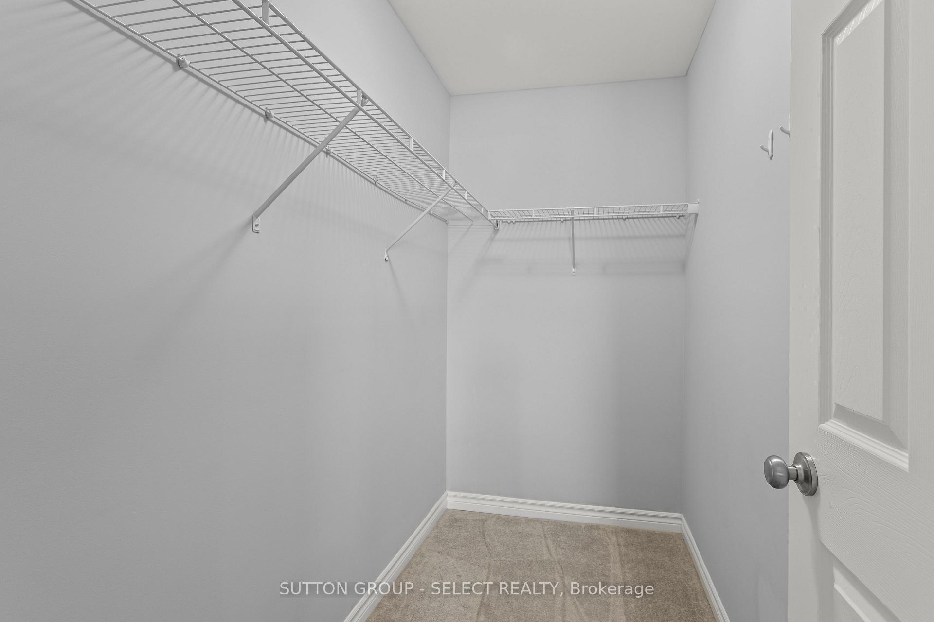 Photo 20 of 2094 Denview Avenue, London, North S — HOMEH