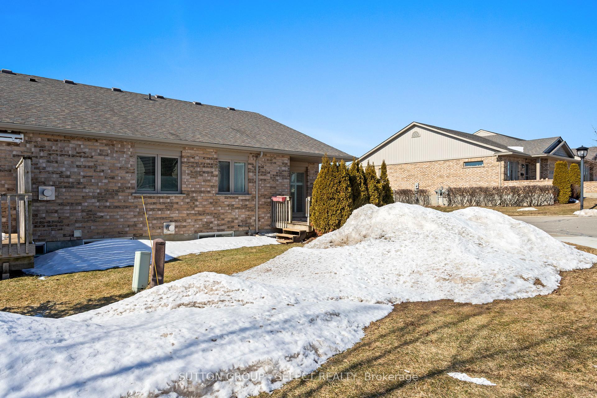 Photo 36 of 2094 Denview Avenue, London, North S — HOMEH