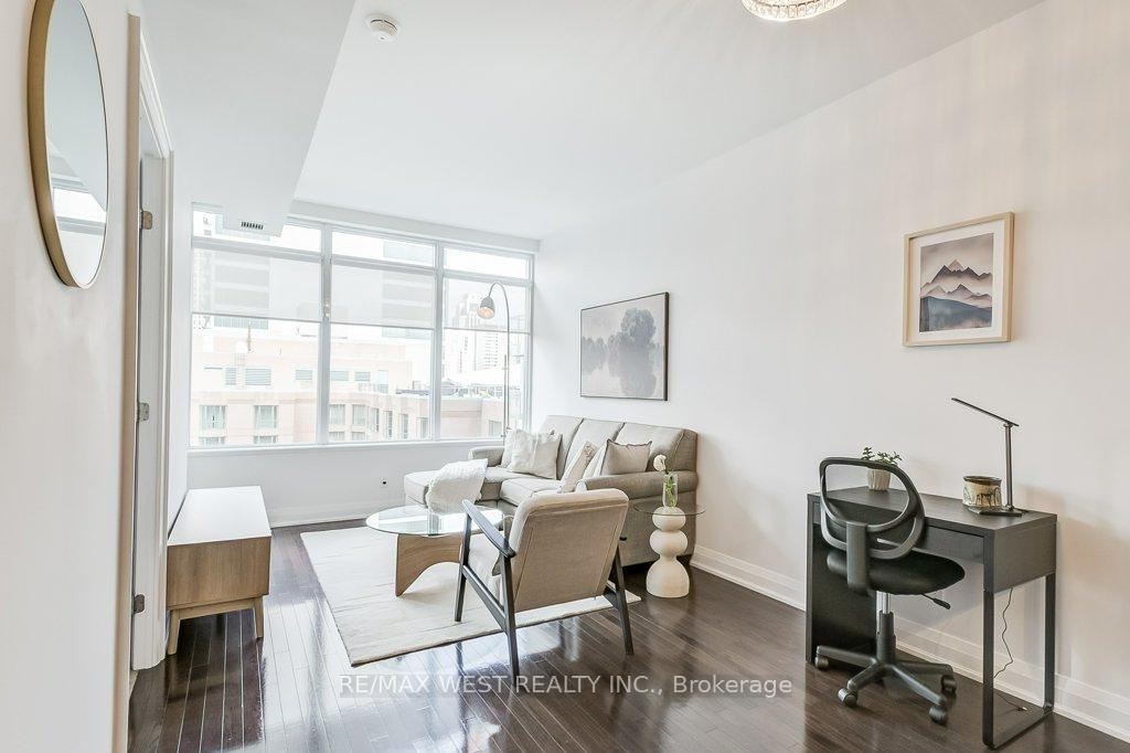 Photo 13 of Unit 818, 1 Bedford Road, Toronto, The Annex — HOMEH