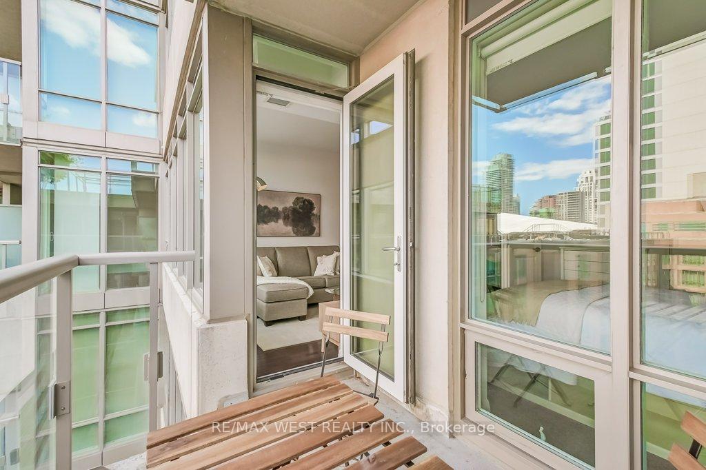 Photo 23 of Unit 818, 1 Bedford Road, Toronto, The Annex — HOMEH