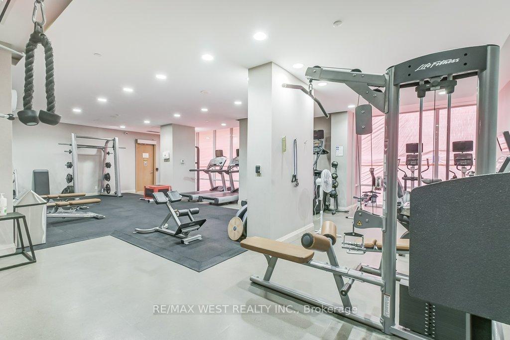 Photo 26 of Unit 818, 1 Bedford Road, Toronto, The Annex — HOMEH