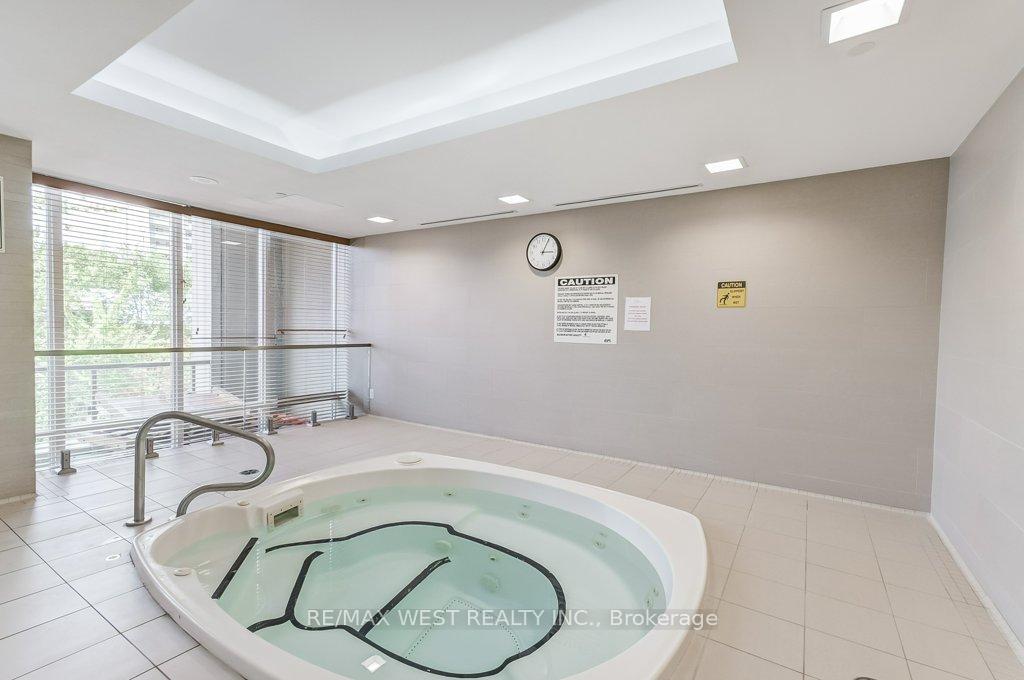 Photo 28 of Unit 818, 1 Bedford Road, Toronto, The Annex — HOMEH