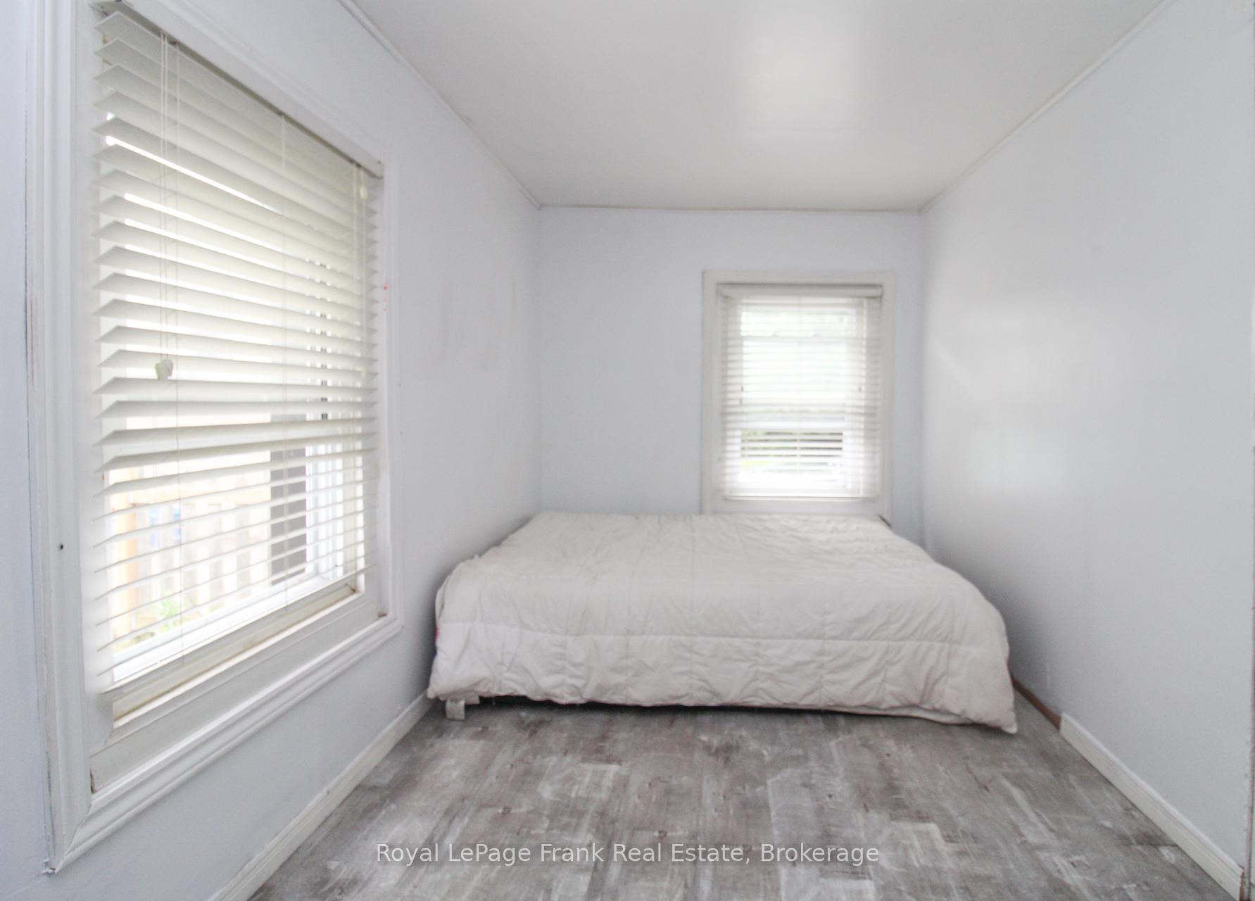Photo 11 of 460 Howden Street, Peterborough, Otonabee Ward 1 — HOMEH