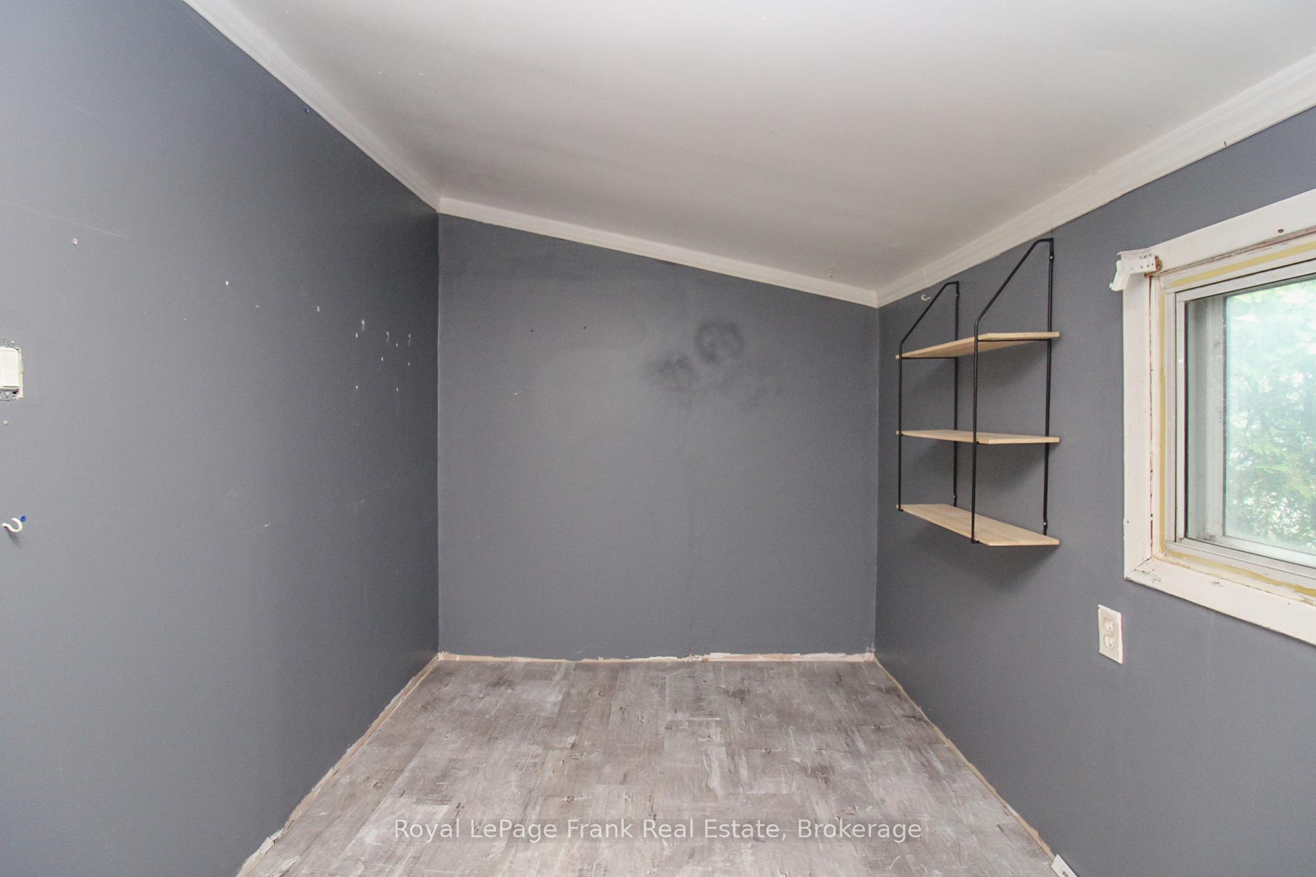 Photo 13 of 460 Howden Street, Peterborough, Otonabee Ward 1 — HOMEH