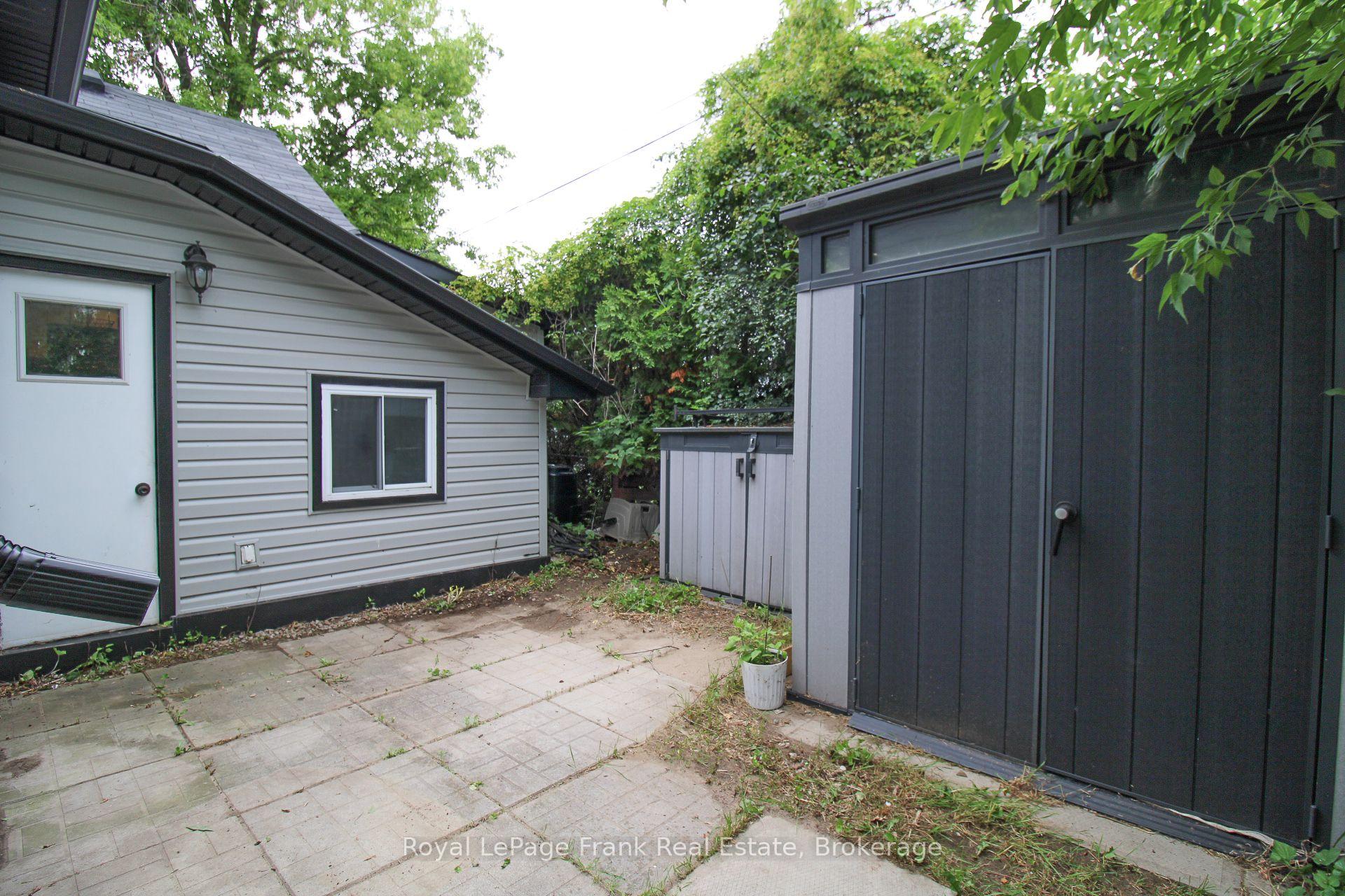 Photo 19 of 460 Howden Street, Peterborough, Otonabee Ward 1 — HOMEH