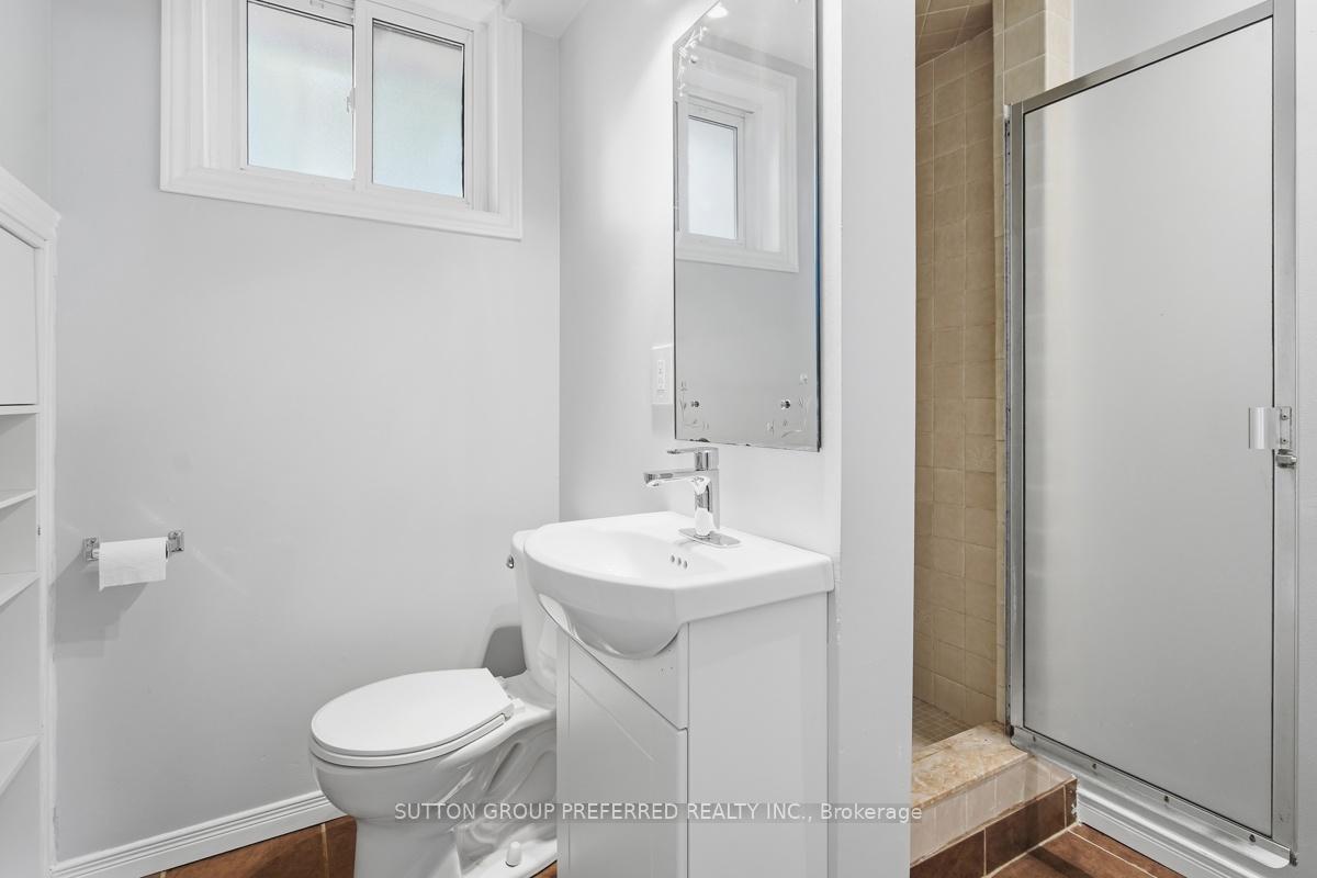Photo 35 of 151 St Clair Crescent, London, South O — HOMEH