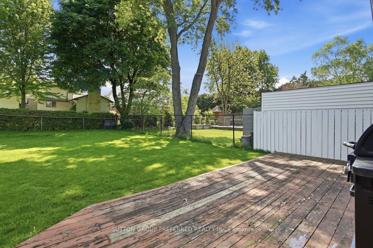 Photo 40 of 151 St Clair Crescent, London, South O — HOMEH