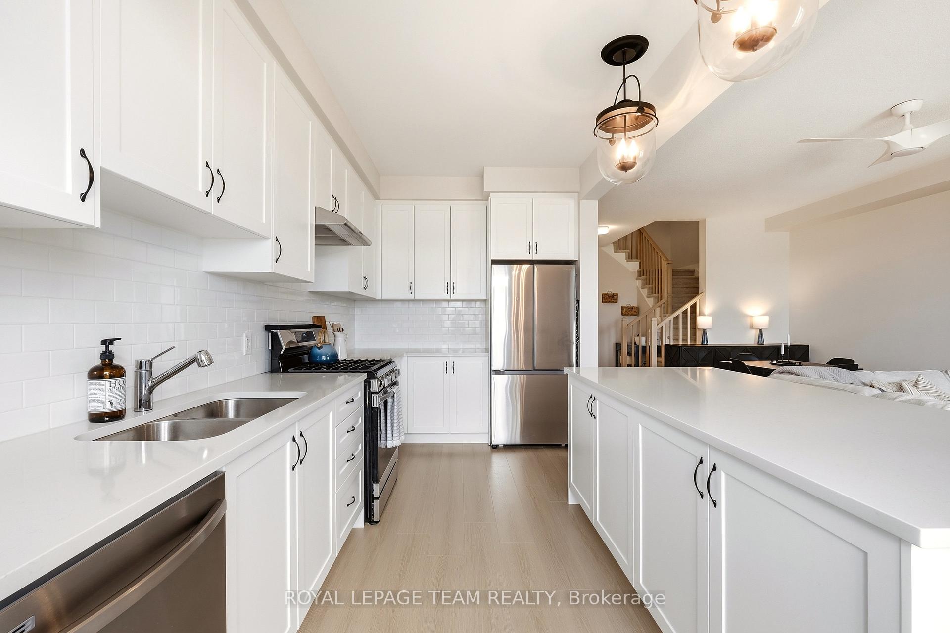 Photo 13 of 184 Robert Perry Street, North Grenville, North Grenville Twp (Kemptville South) — HOMEH