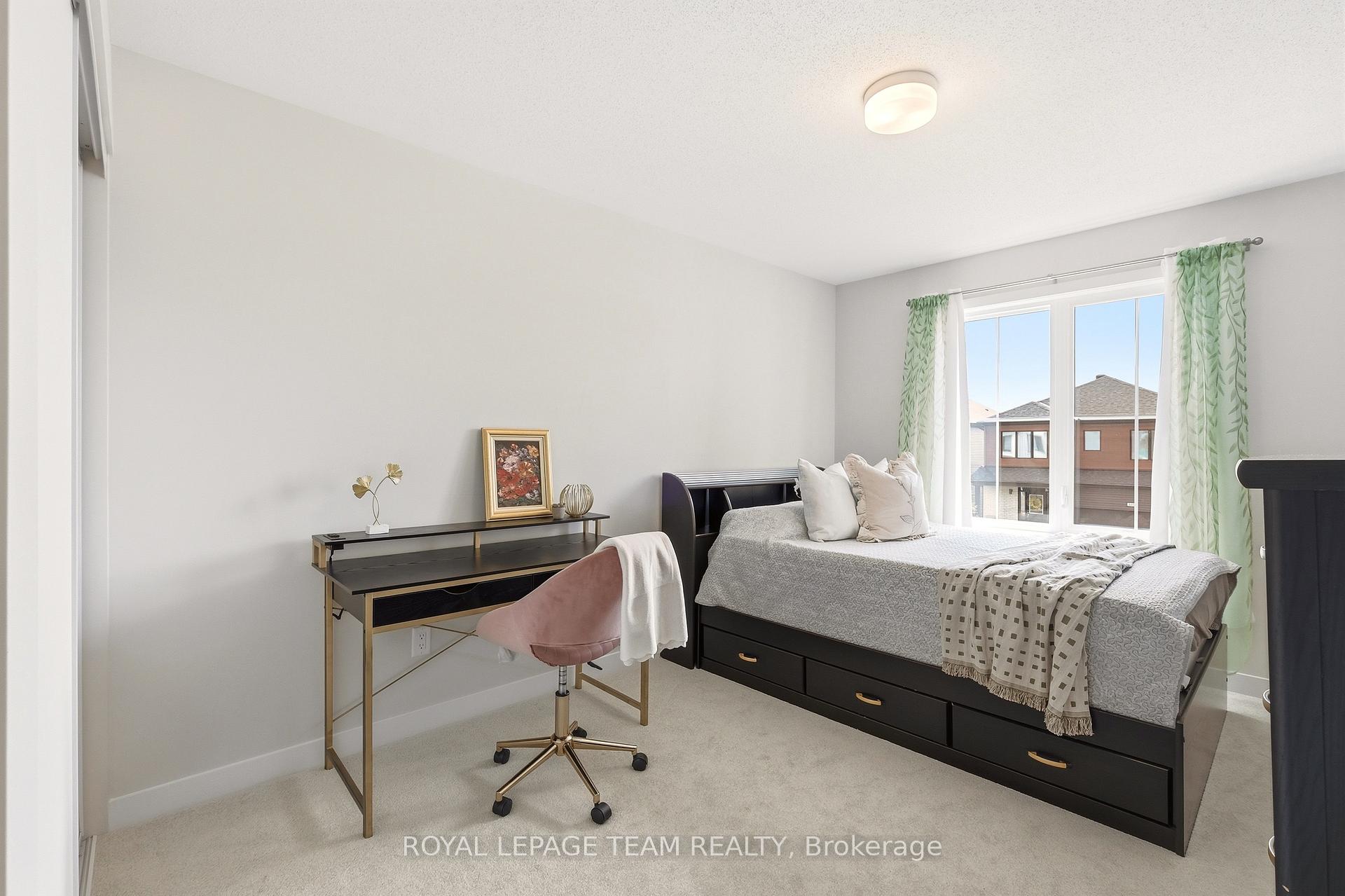 Photo 25 of 184 Robert Perry Street, North Grenville, North Grenville Twp (Kemptville South) — HOMEH