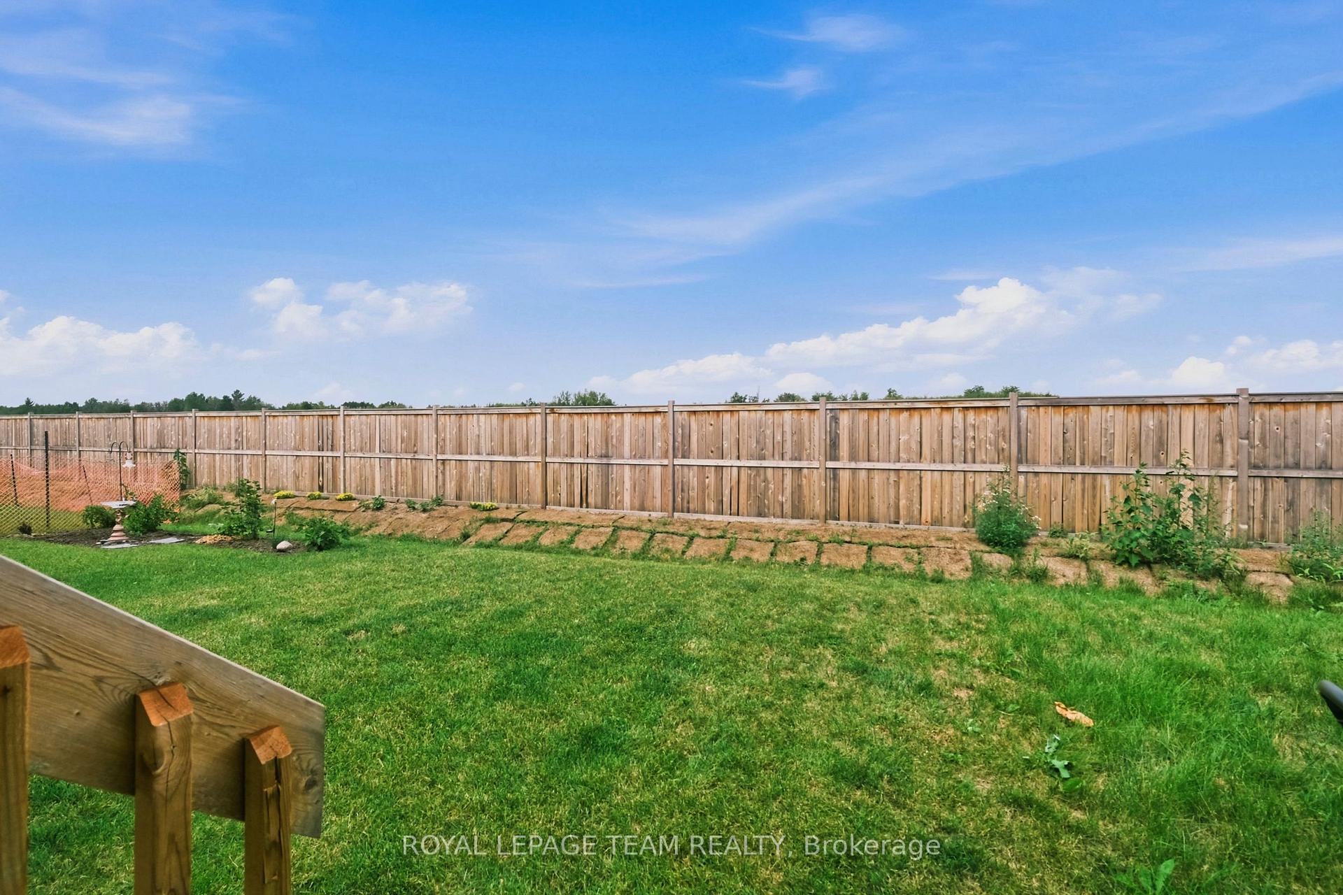 Photo 36 of 184 Robert Perry Street, North Grenville, North Grenville Twp (Kemptville South) — HOMEH