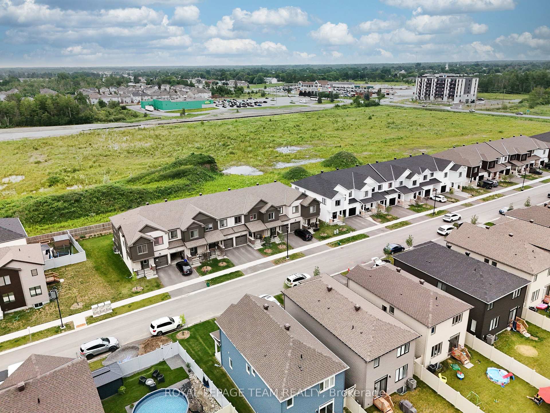 Photo 38 of 184 Robert Perry Street, North Grenville, North Grenville Twp (Kemptville South) — HOMEH