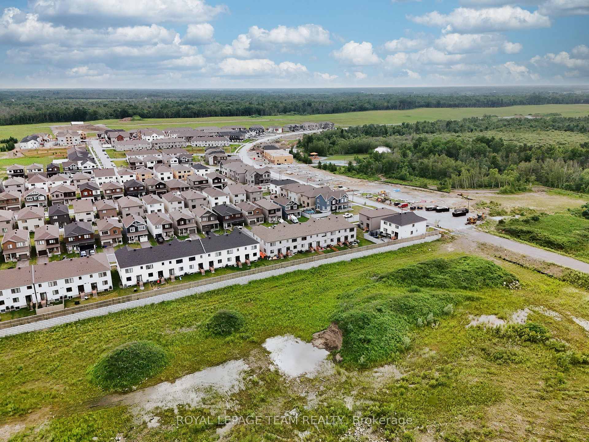 Photo 40 of 184 Robert Perry Street, North Grenville, North Grenville Twp (Kemptville South) — HOMEH