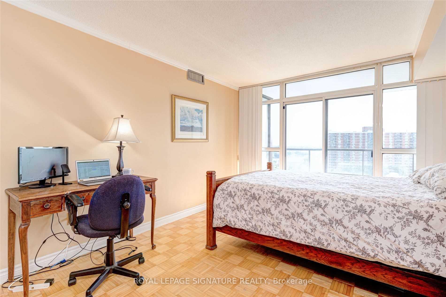 Photo 16 of Unit 1406, 5 Rowntree Road, Etobicoke, Mount Olive-Silverstone-Jamestown — HOMEH