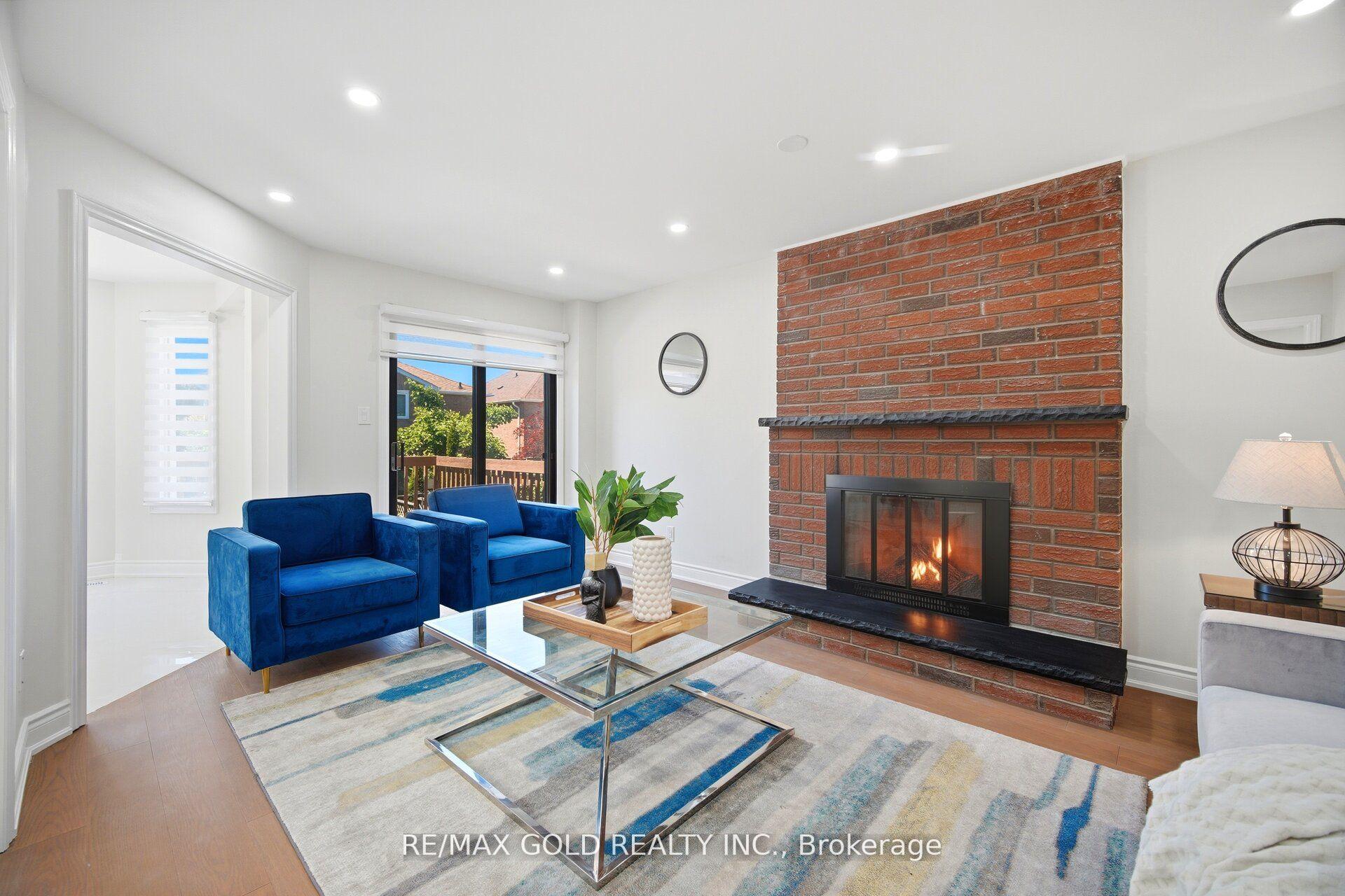 Photo 21 of 37 Lord Simcoe Drive, Brampton, Westgate — HOMEH