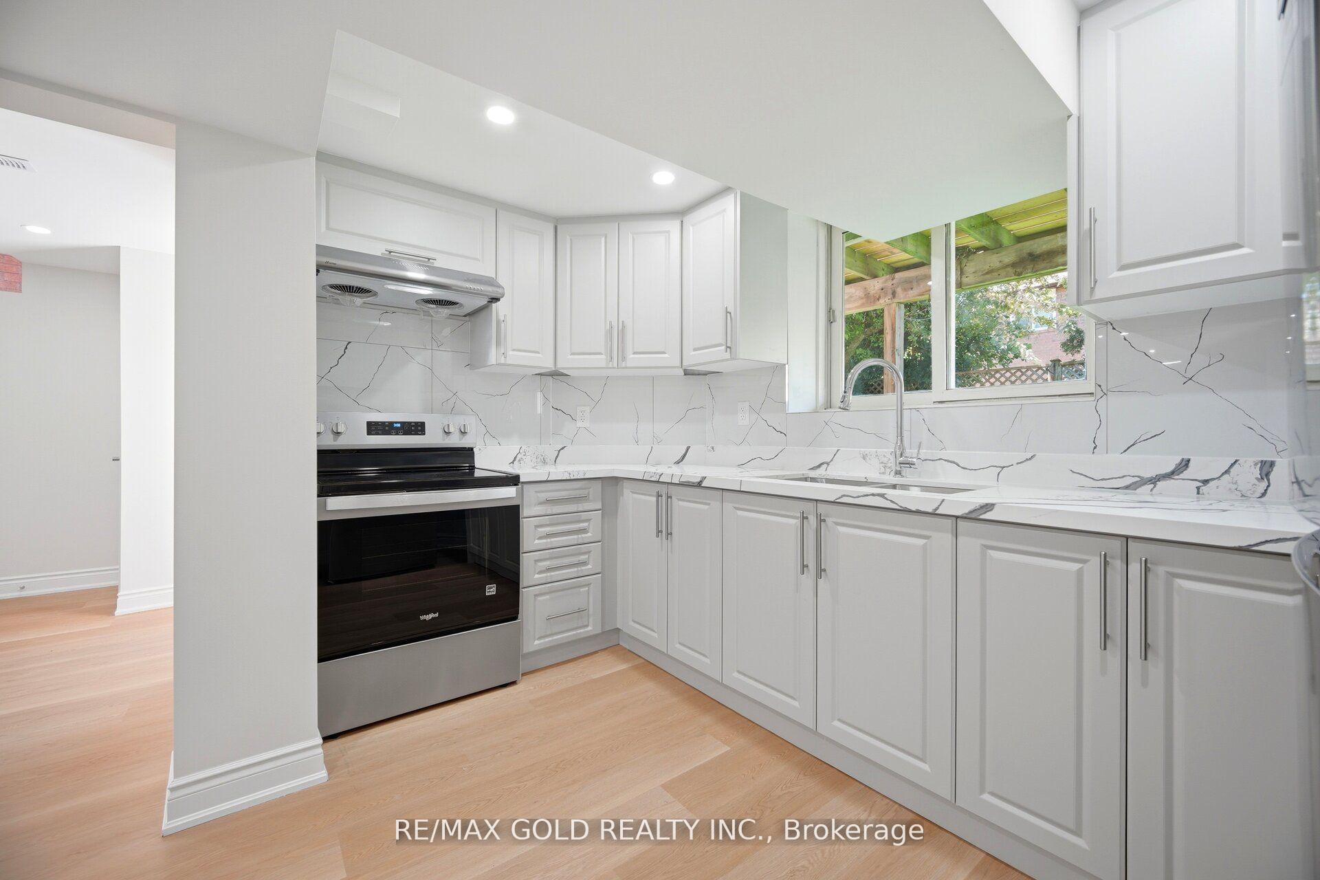 Photo 41 of 37 Lord Simcoe Drive, Brampton, Westgate — HOMEH