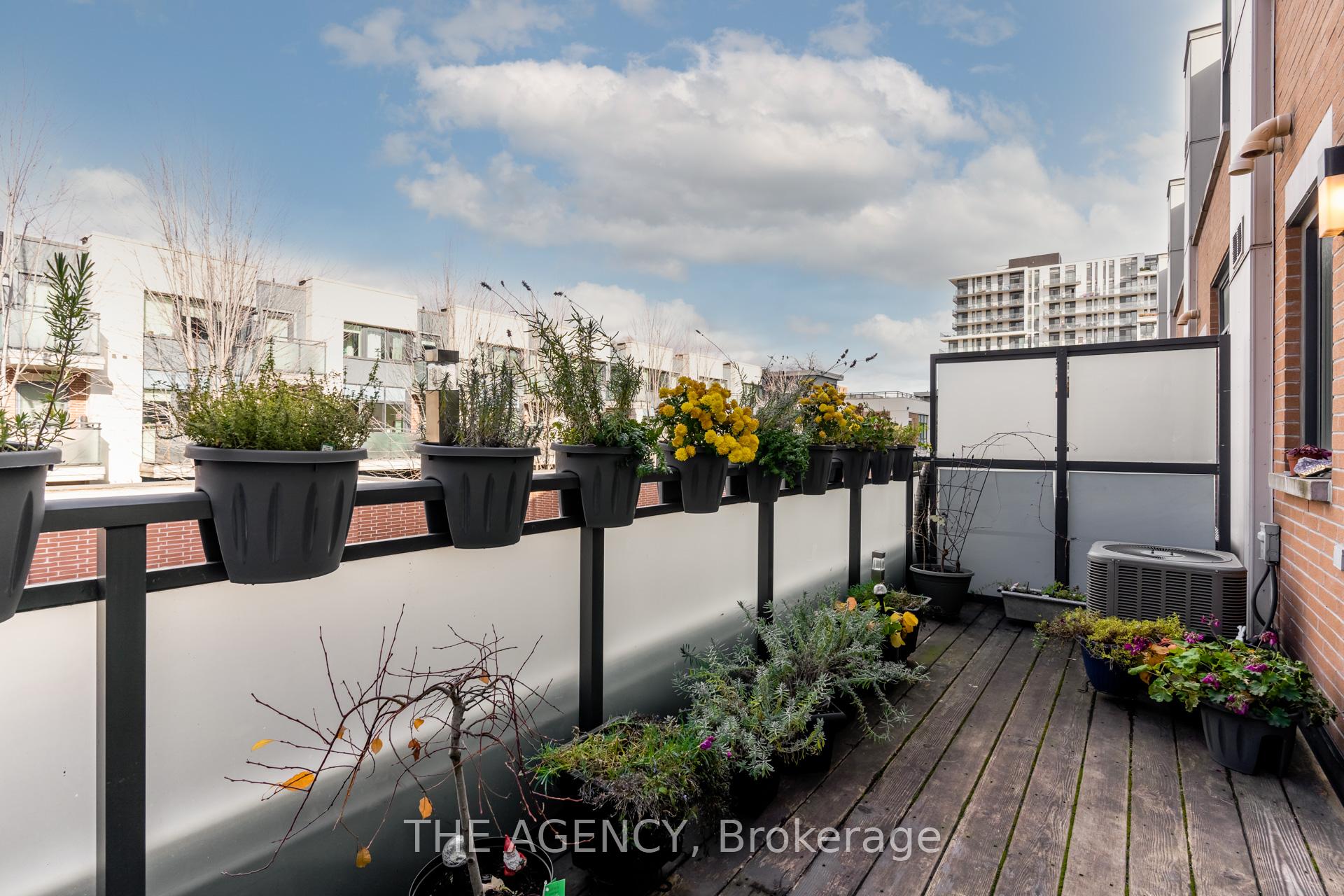 Photo 11 of 20 Cole Street, Toronto, Regent Park — HOMEH