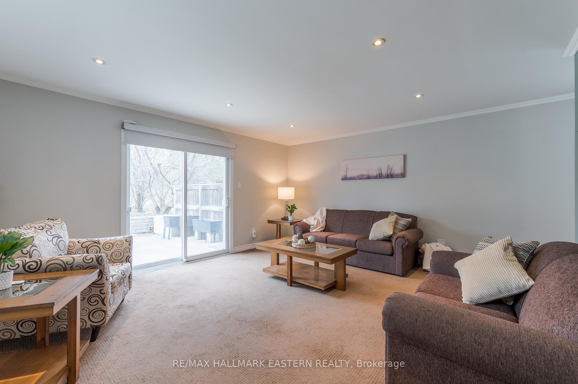 Photo 16 of 584 Paterson Street, Peterborough, Town Ward 3 — HOMEH