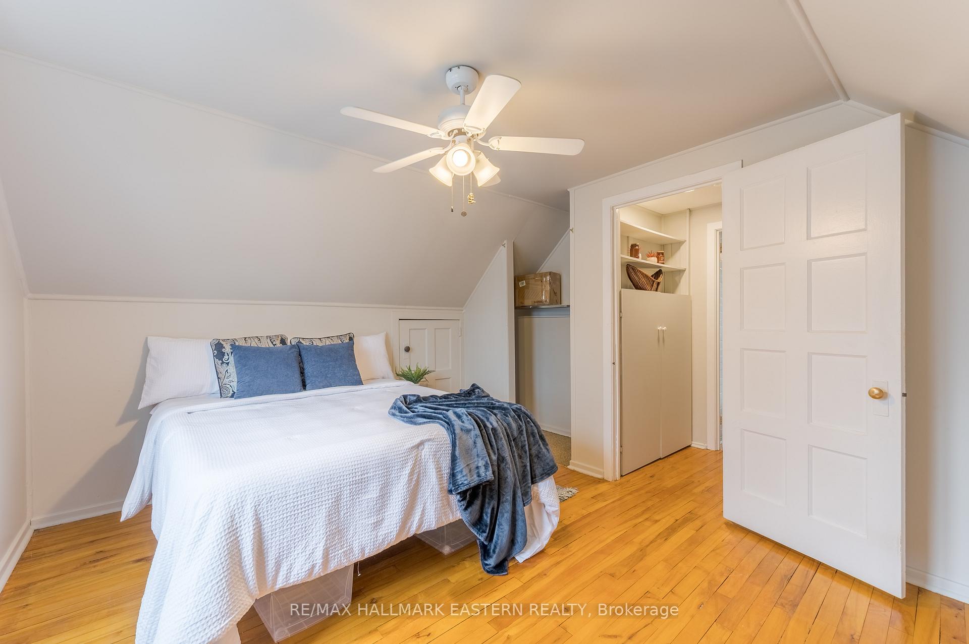 Photo 32 of 584 Paterson Street, Peterborough, Town Ward 3 — HOMEH