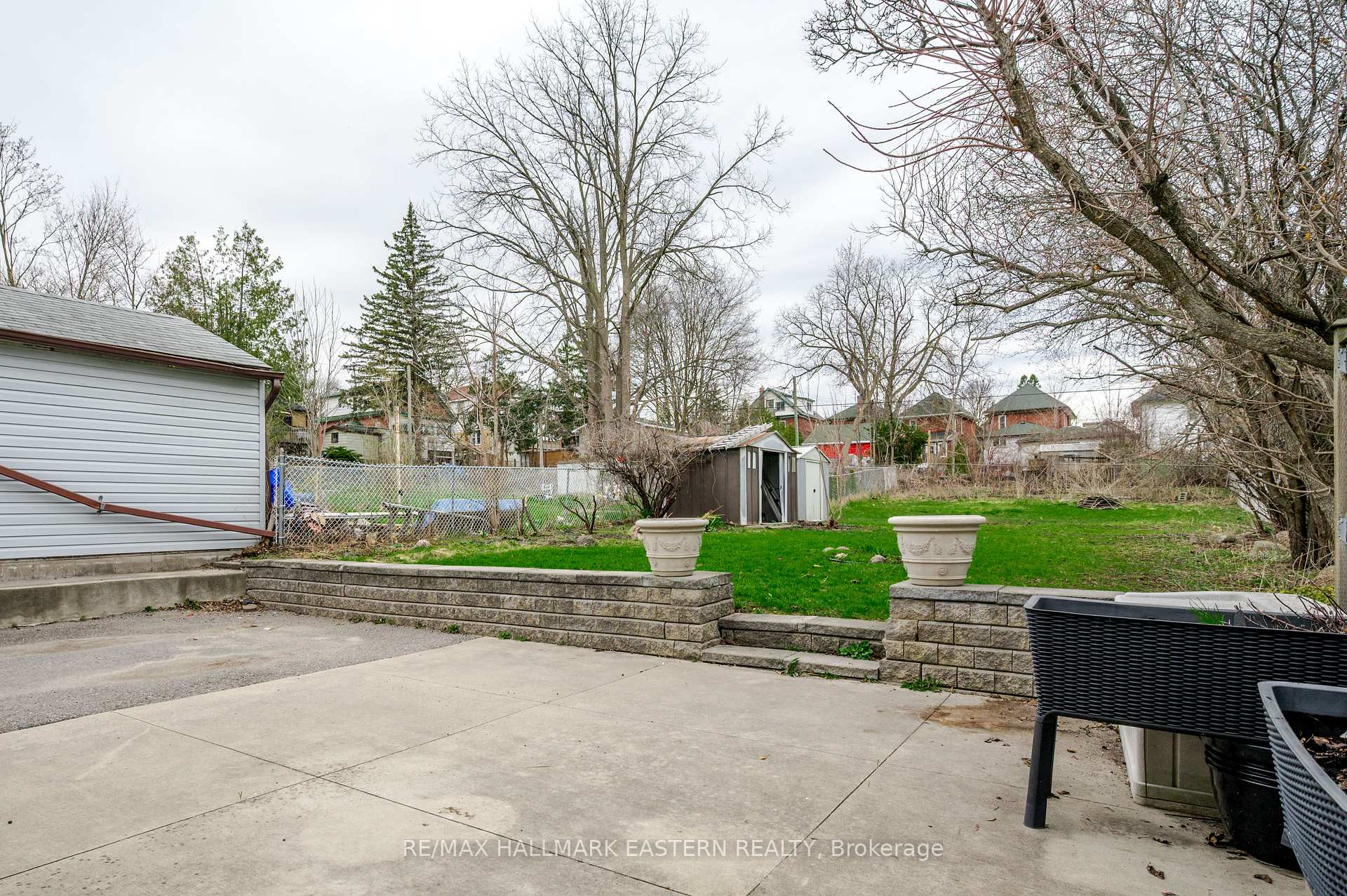 Photo 42 of 584 Paterson Street, Peterborough, Town Ward 3 — HOMEH