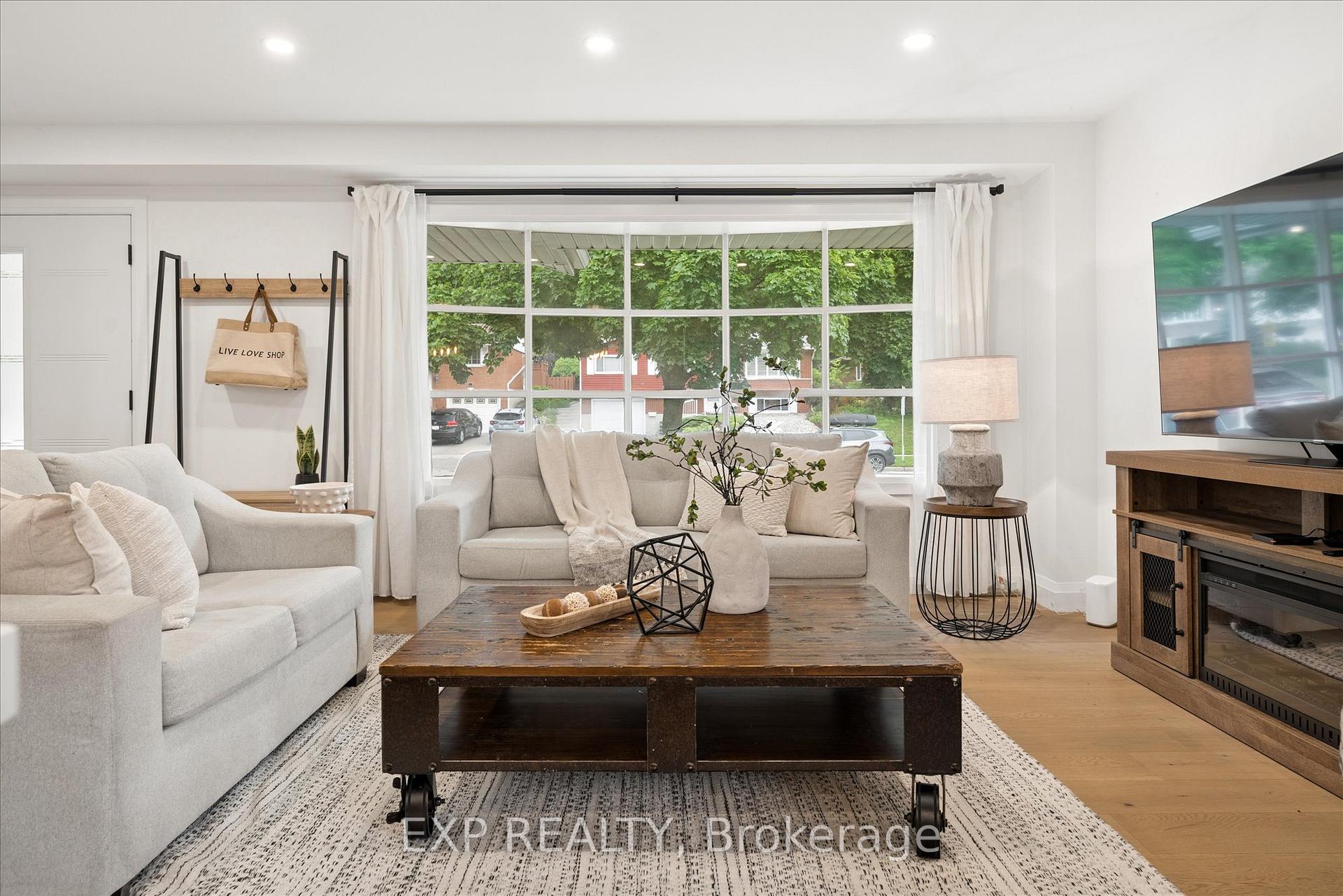 Photo 7 of 257 Laurentian Drive, Kitchener, Laurentian Hills — HOMEH