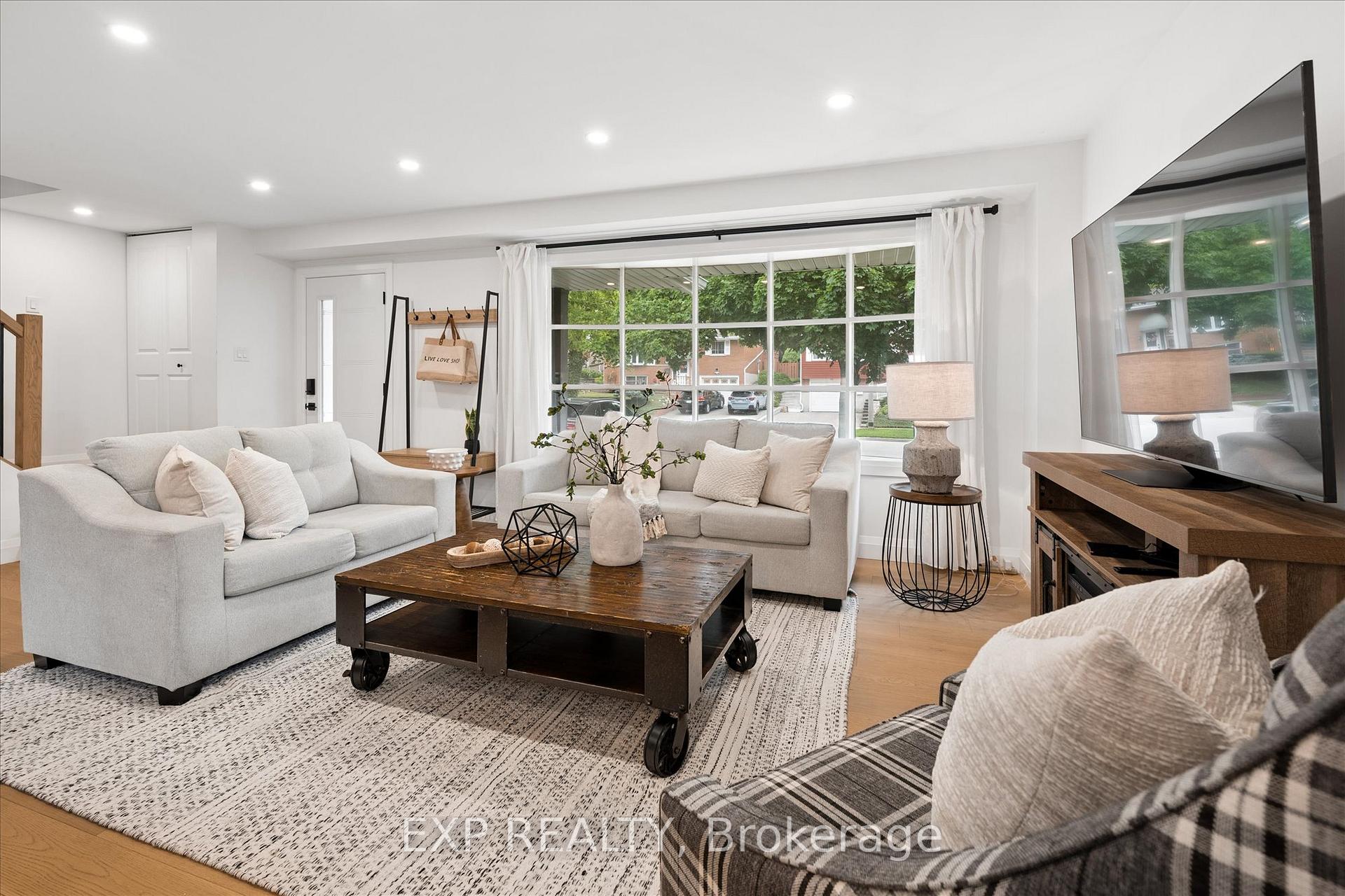 Photo 8 of 257 Laurentian Drive, Kitchener, Laurentian Hills — HOMEH