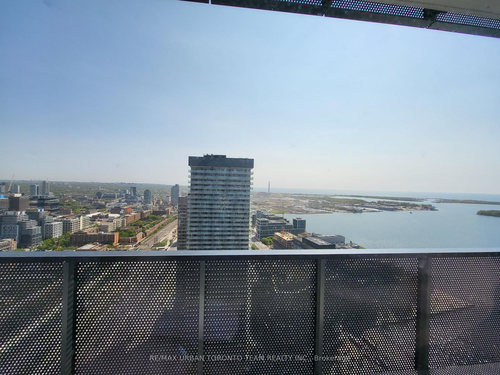 Photo 7 of Unit 5003, 138 Downes Street, Toronto, Waterfront Communities — HOMEH