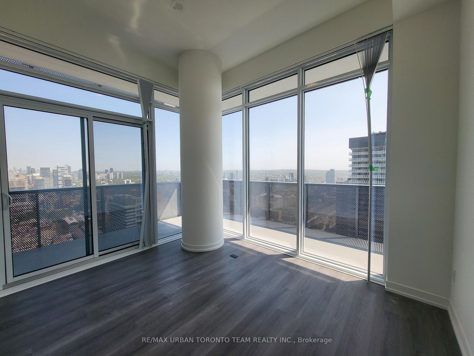 Photo 10 of Unit 5003, 138 Downes Street, Toronto, Waterfront Communities — HOMEH