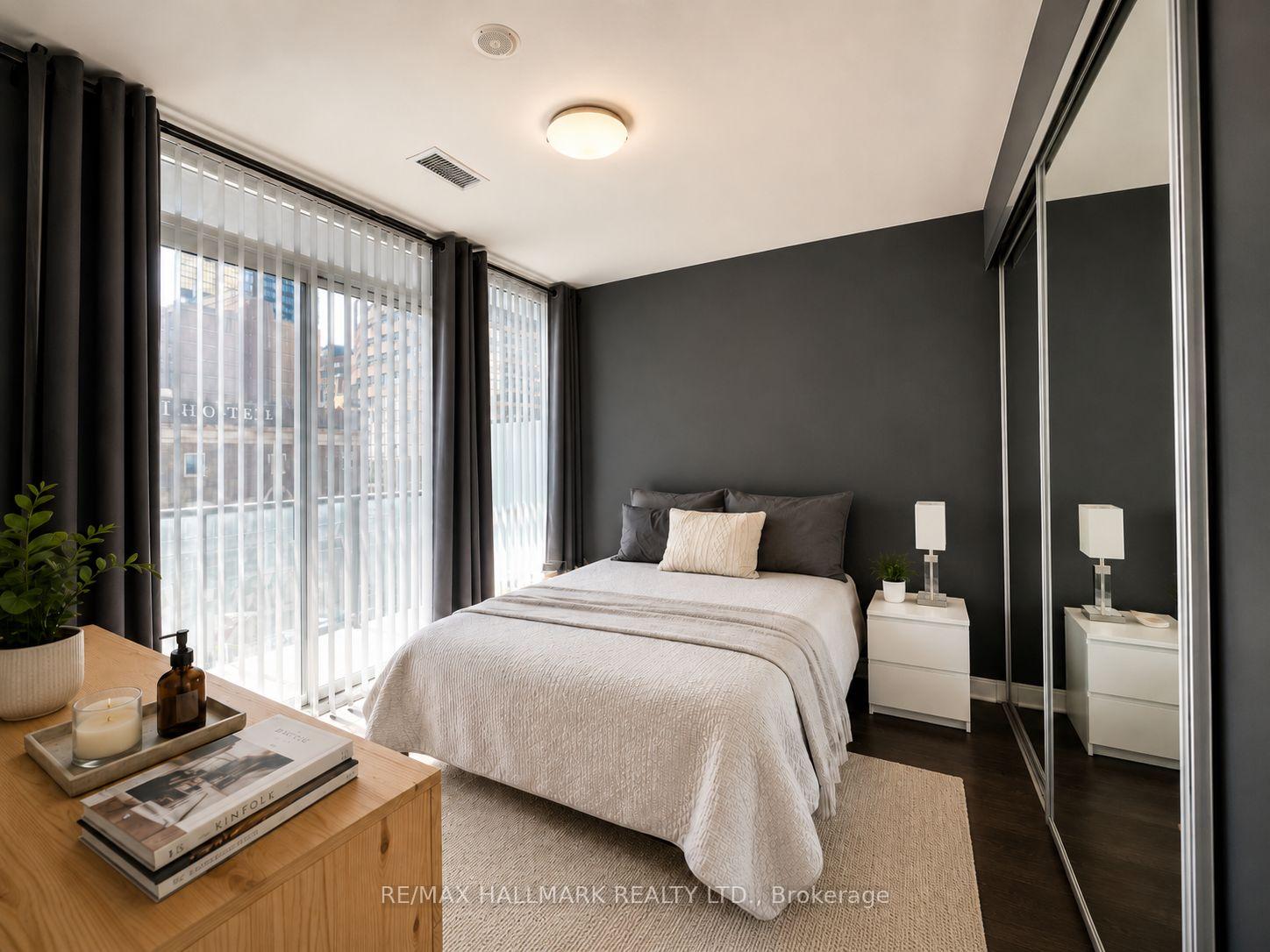 Photo 5 of Unit 721, 825 Church Street, Toronto, Rosedale-Moore Park — HOMEH