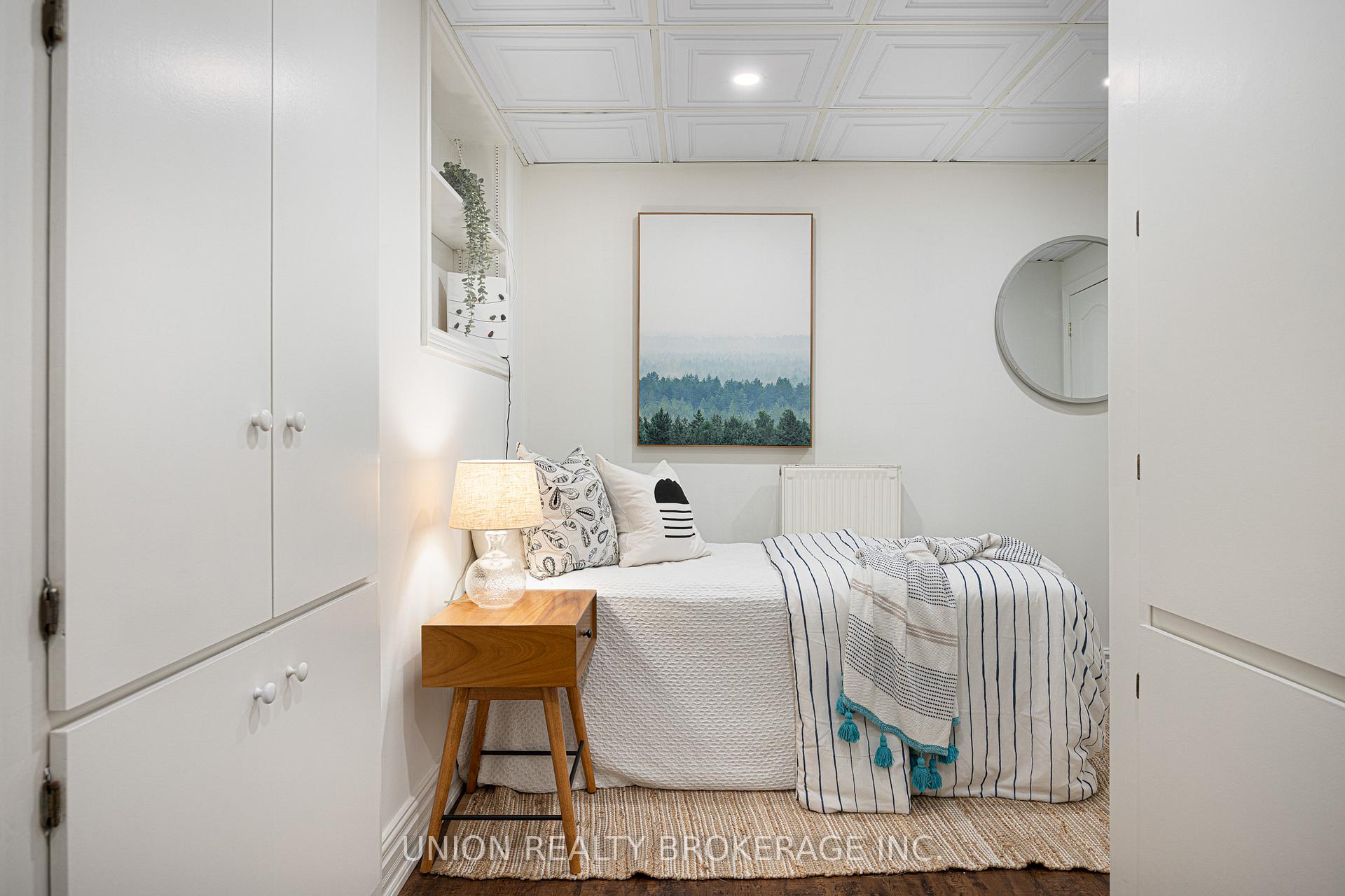 Photo 22 of 51 Pine Crescent, Toronto, The Beaches — HOMEH