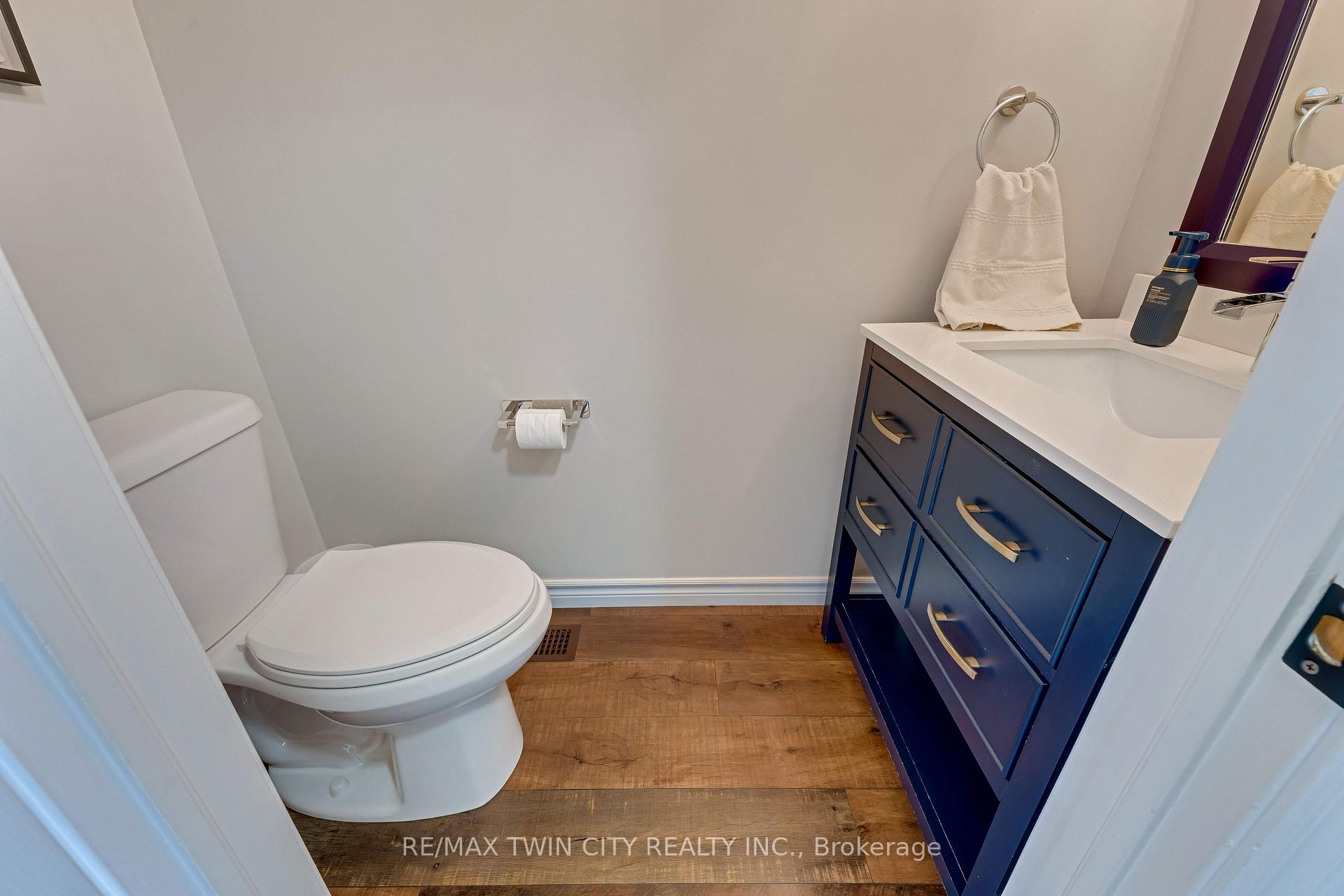 Photo 6 of 99 Stanley Avenue, Kitchener, Bridgeport — HOMEH