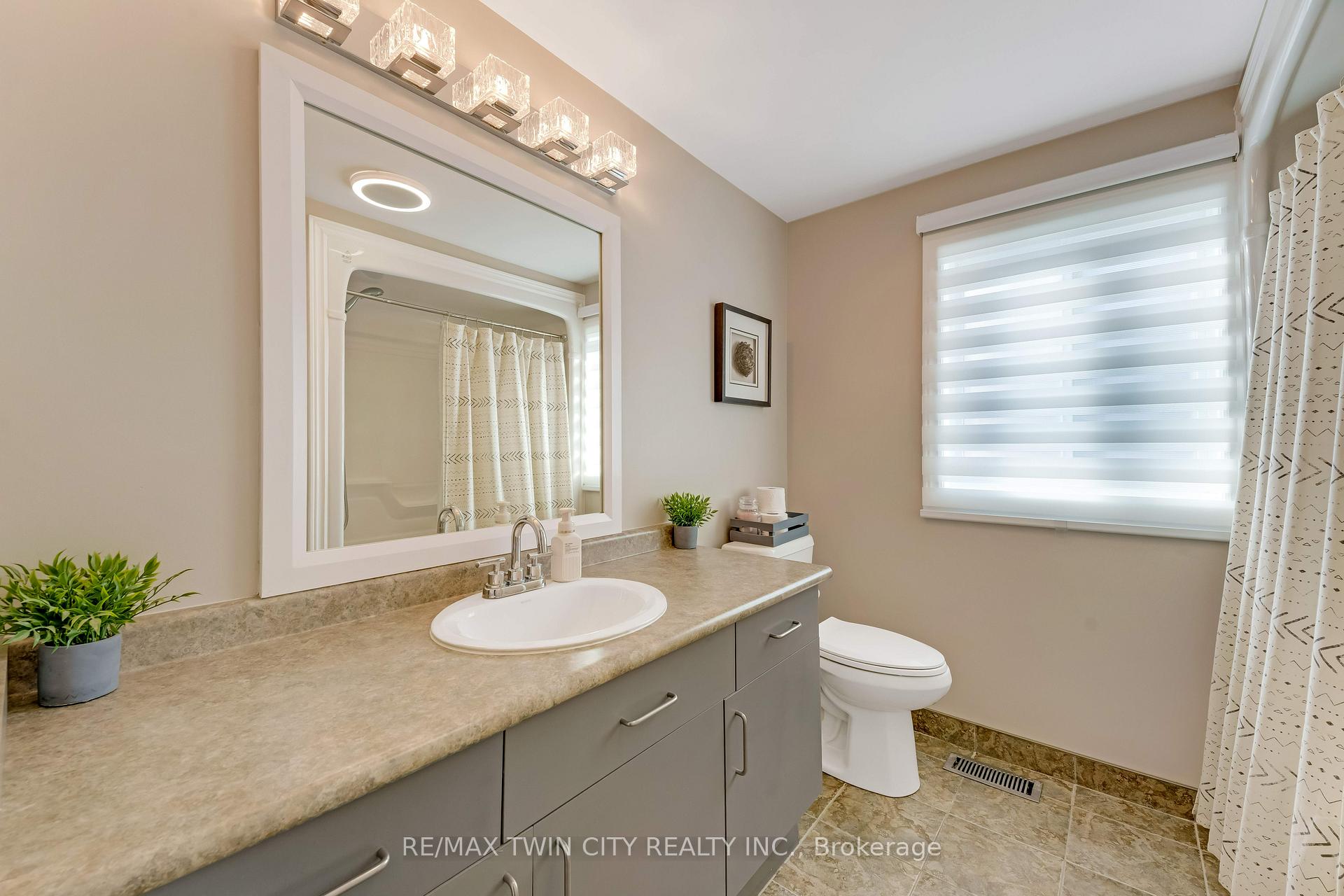 Photo 22 of 99 Stanley Avenue, Kitchener, Bridgeport — HOMEH