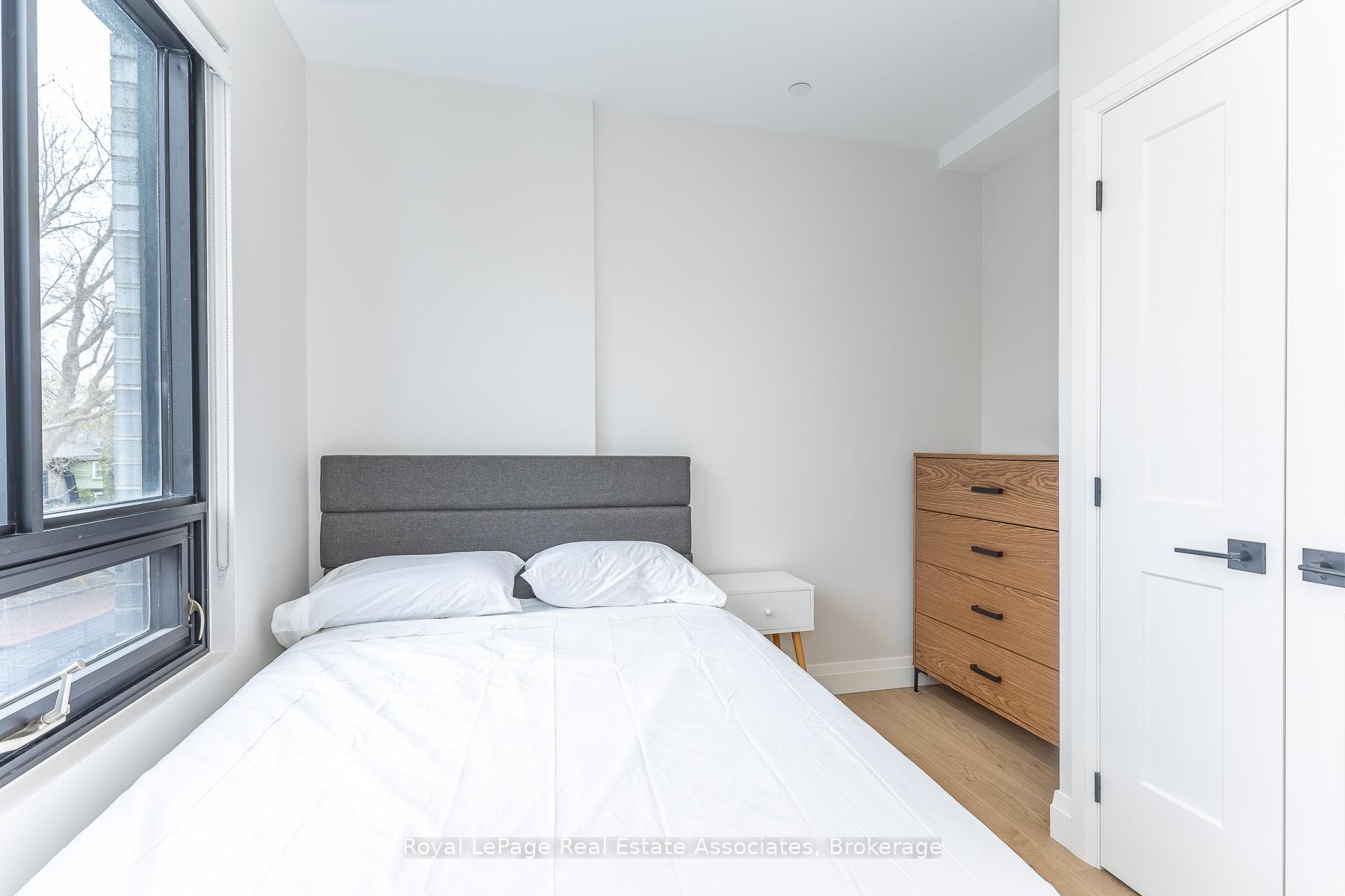 Photo 16 of Unit 204, 1000 Bathurst Street, Toronto, The Annex — HOMEH
