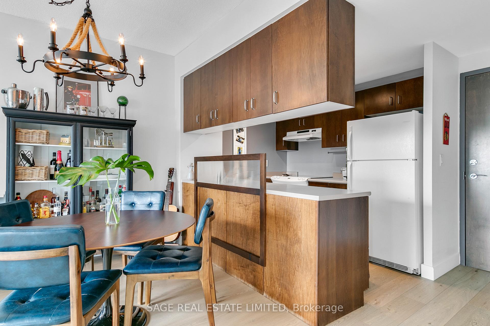 Photo 13 of Unit 1305, 285 Mutual Street, Toronto, Church-Yonge Corridor — HOMEH