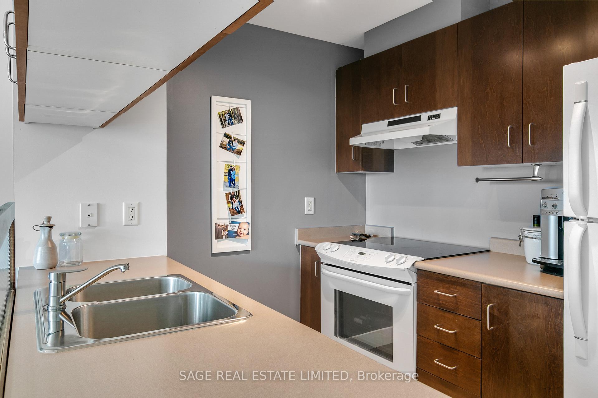 Photo 15 of Unit 1305, 285 Mutual Street, Toronto, Church-Yonge Corridor — HOMEH