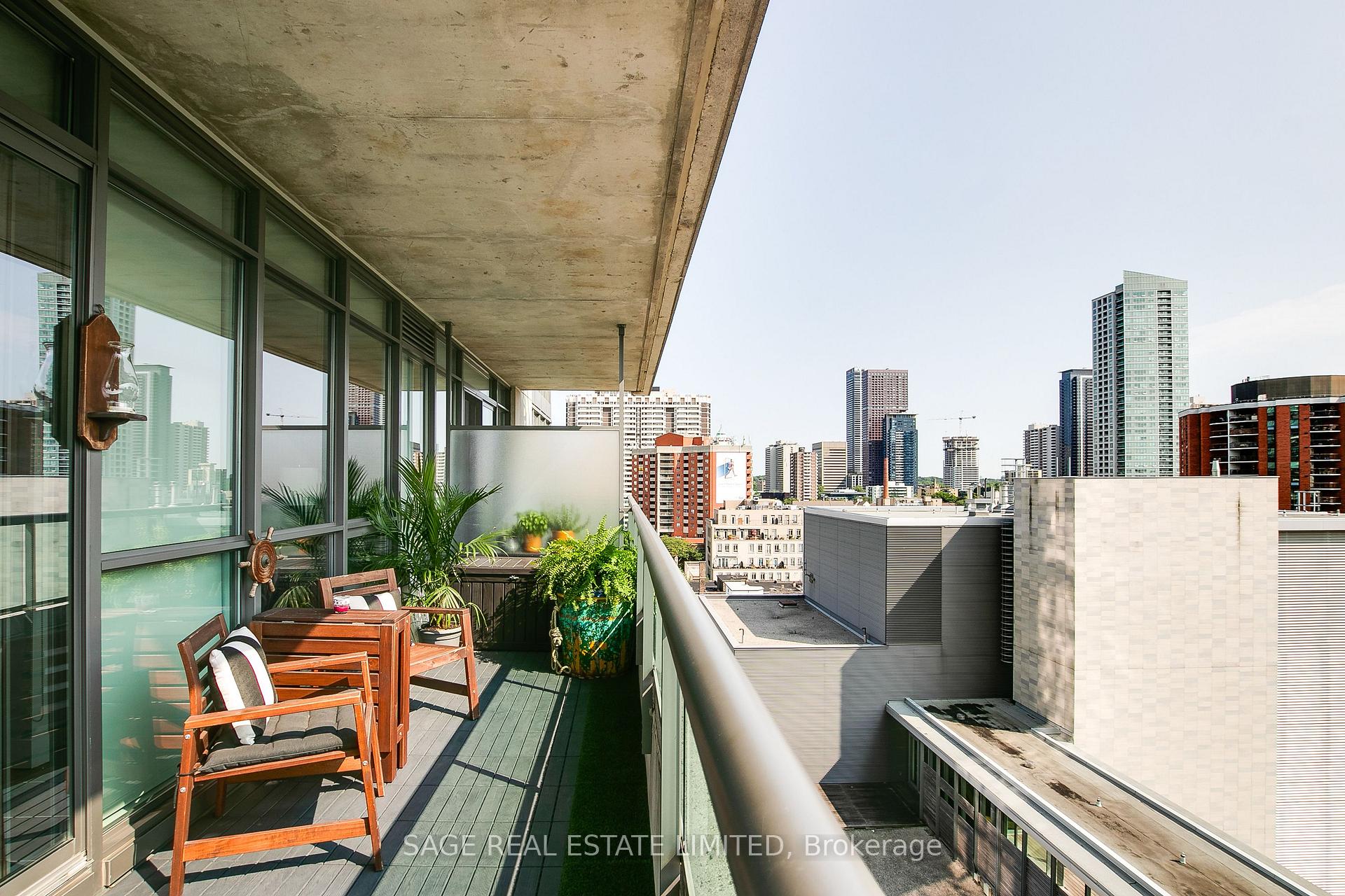 Photo 21 of Unit 1305, 285 Mutual Street, Toronto, Church-Yonge Corridor — HOMEH