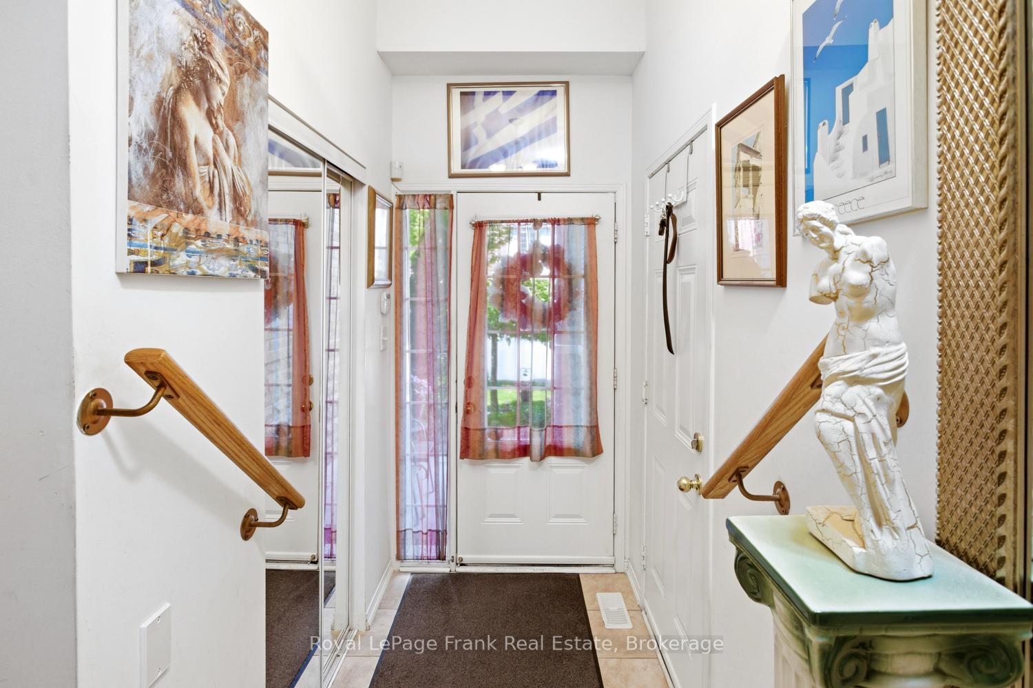Photo 4 of 31 Linnell Street, Ajax, Central East — HOMEH