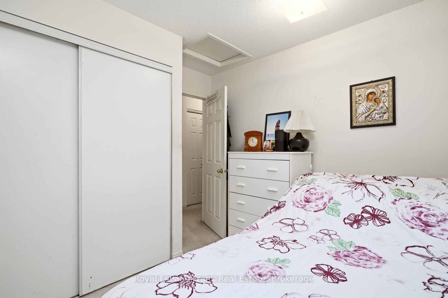 Photo 15 of 31 Linnell Street, Ajax, Central East — HOMEH