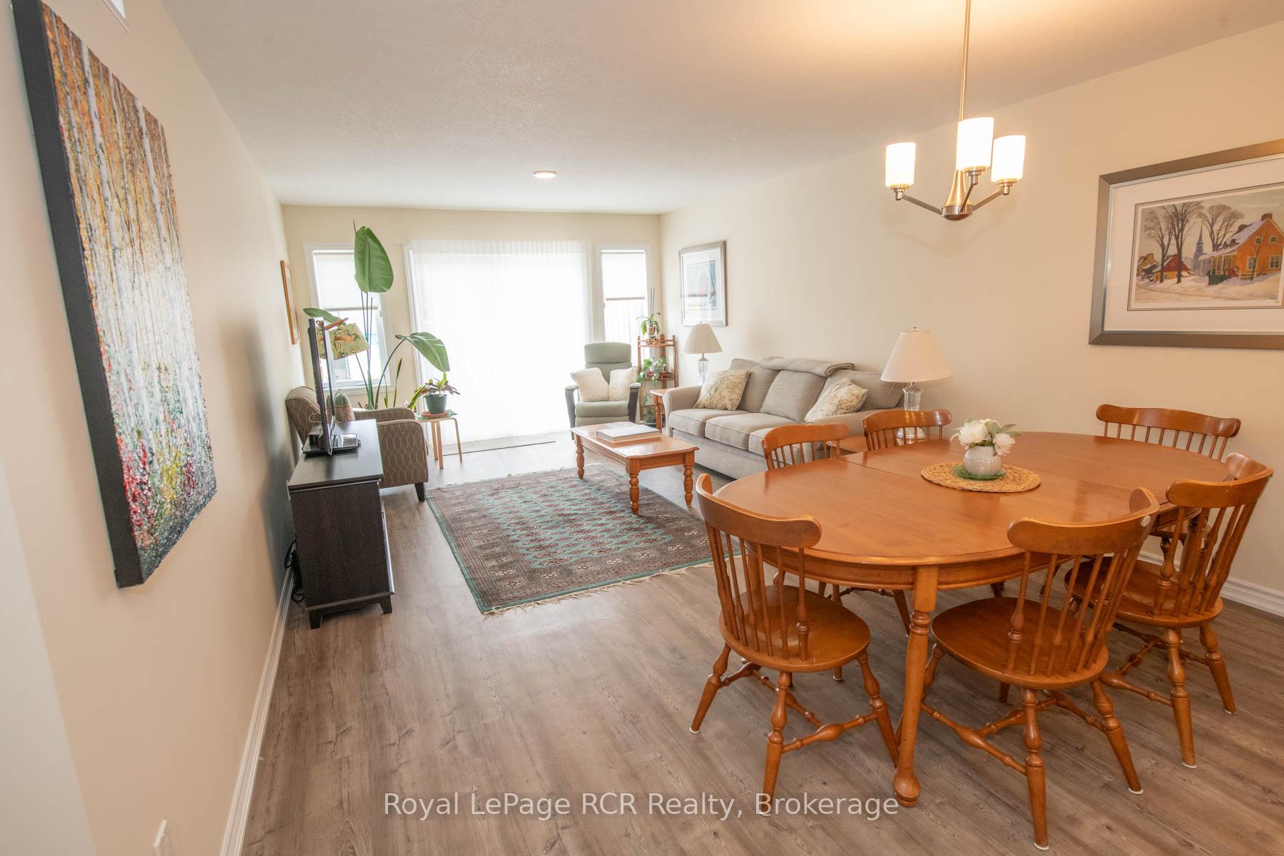 Photo 19 of 465 Wellington Street E, Wellington North, Mount Forest — HOMEH