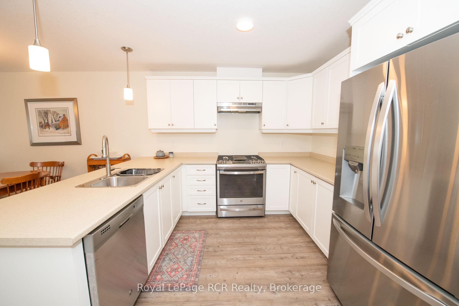 Photo 22 of 465 Wellington Street E, Wellington North, Mount Forest — HOMEH