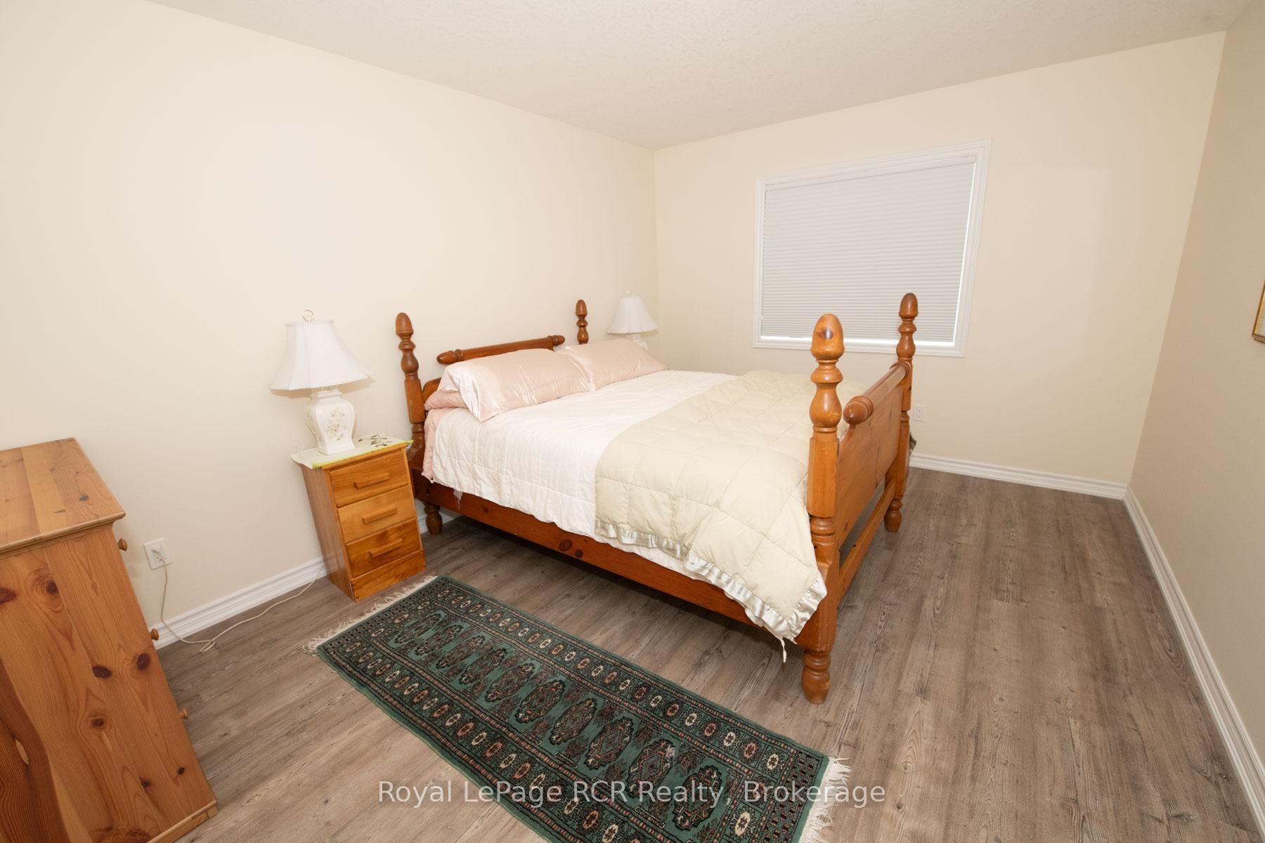 Photo 36 of 465 Wellington Street E, Wellington North, Mount Forest — HOMEH