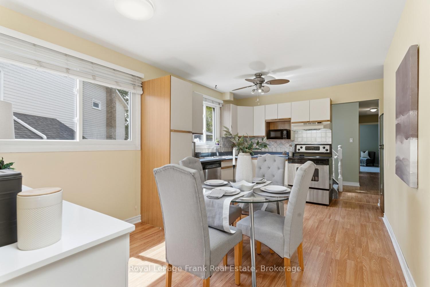 Photo 11 of 14 Beecroft Court, Whitby, Lynde Creek — HOMEH