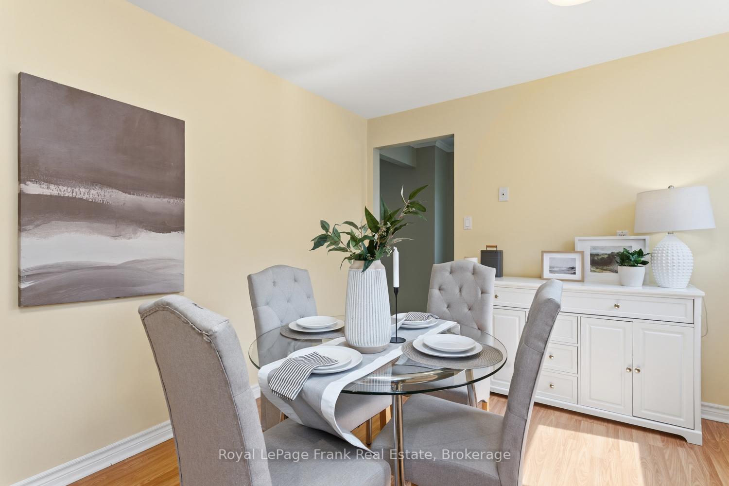 Photo 13 of 14 Beecroft Court, Whitby, Lynde Creek — HOMEH