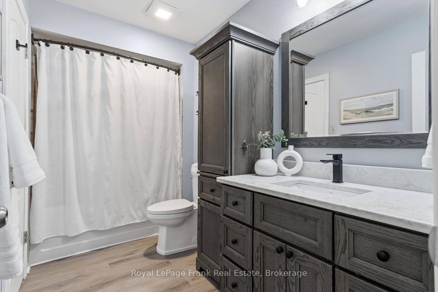 Photo 17 of 14 Beecroft Court, Whitby, Lynde Creek — HOMEH