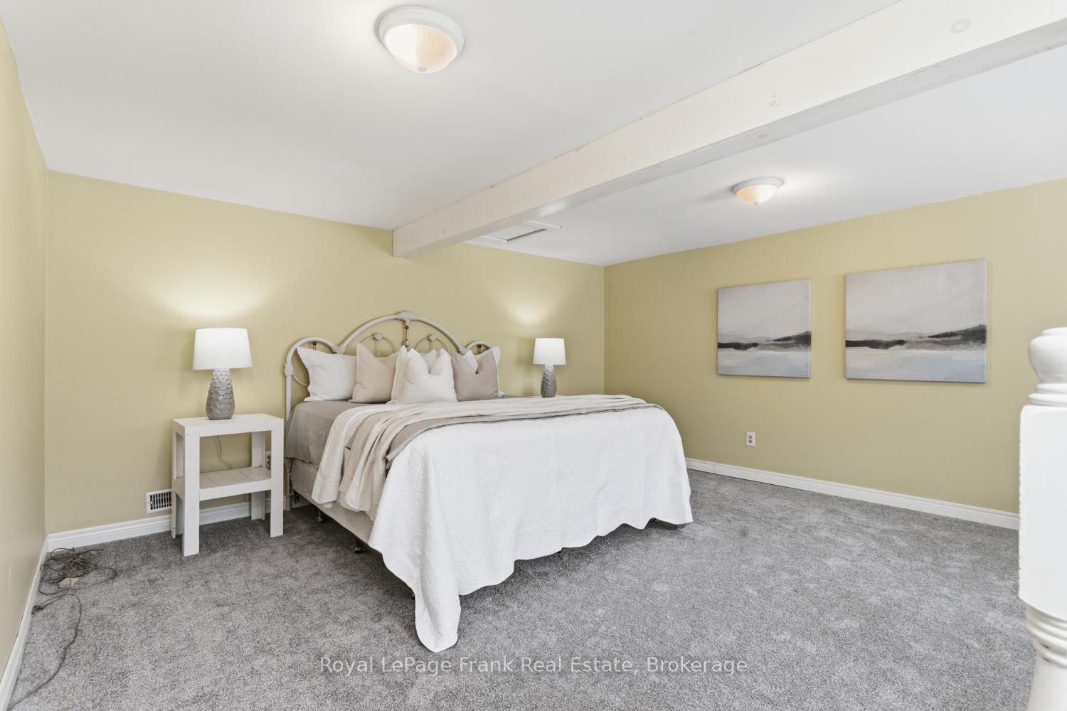 Photo 20 of 14 Beecroft Court, Whitby, Lynde Creek — HOMEH