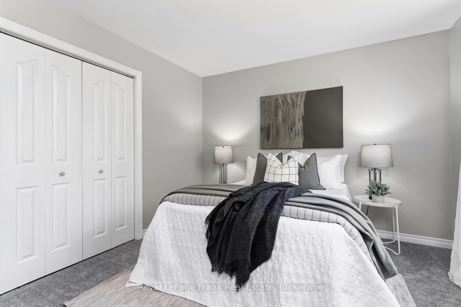 Photo 23 of 14 Beecroft Court, Whitby, Lynde Creek — HOMEH