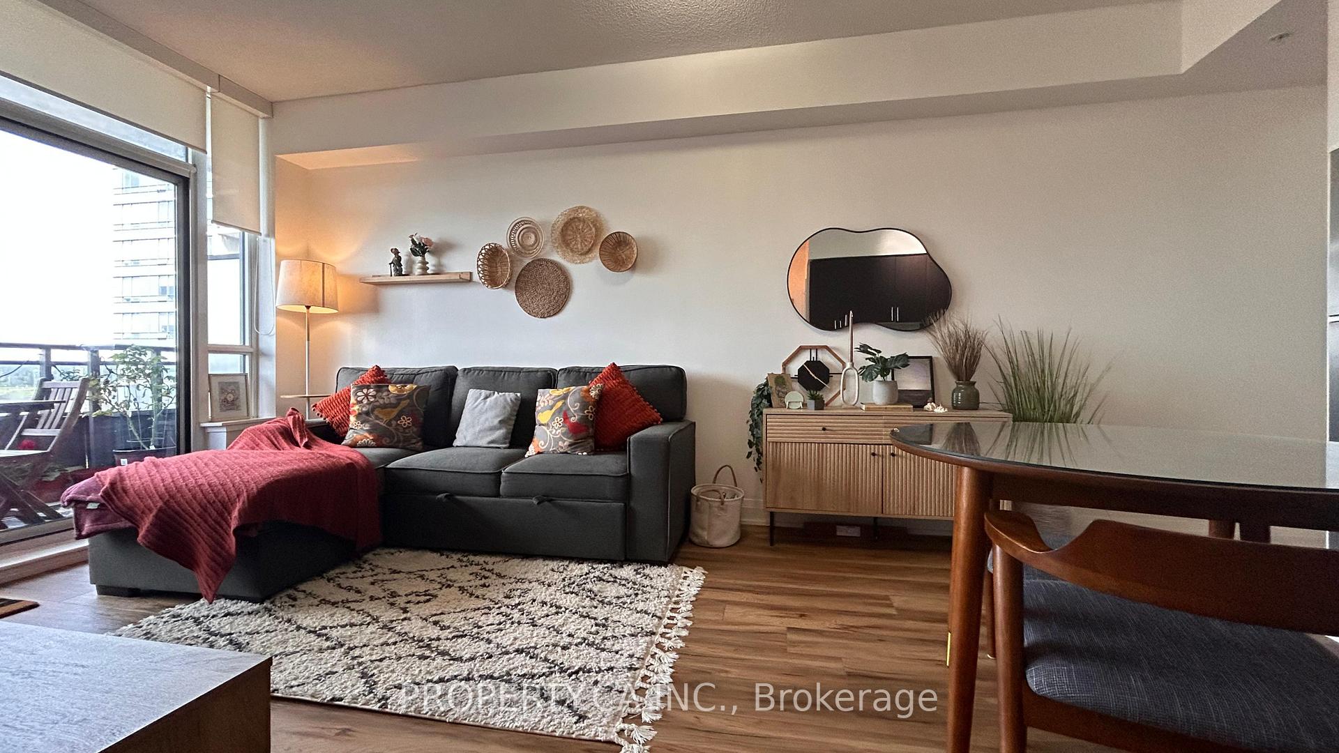 Photo 6 of Unit 801, 85 North Park Road, Vaughan, Beverley Glen — HOMEH